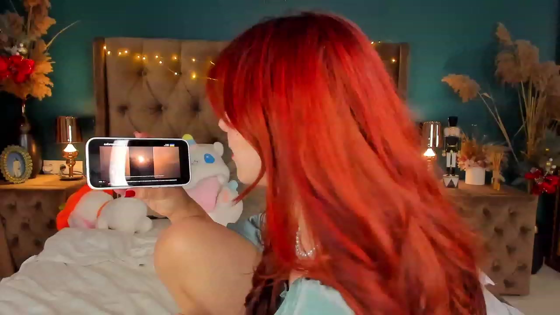 Gallery image thumbnail from ElsaYoung's myfreecams stream on, 12/31/2023, 22:12 image 15 of 20