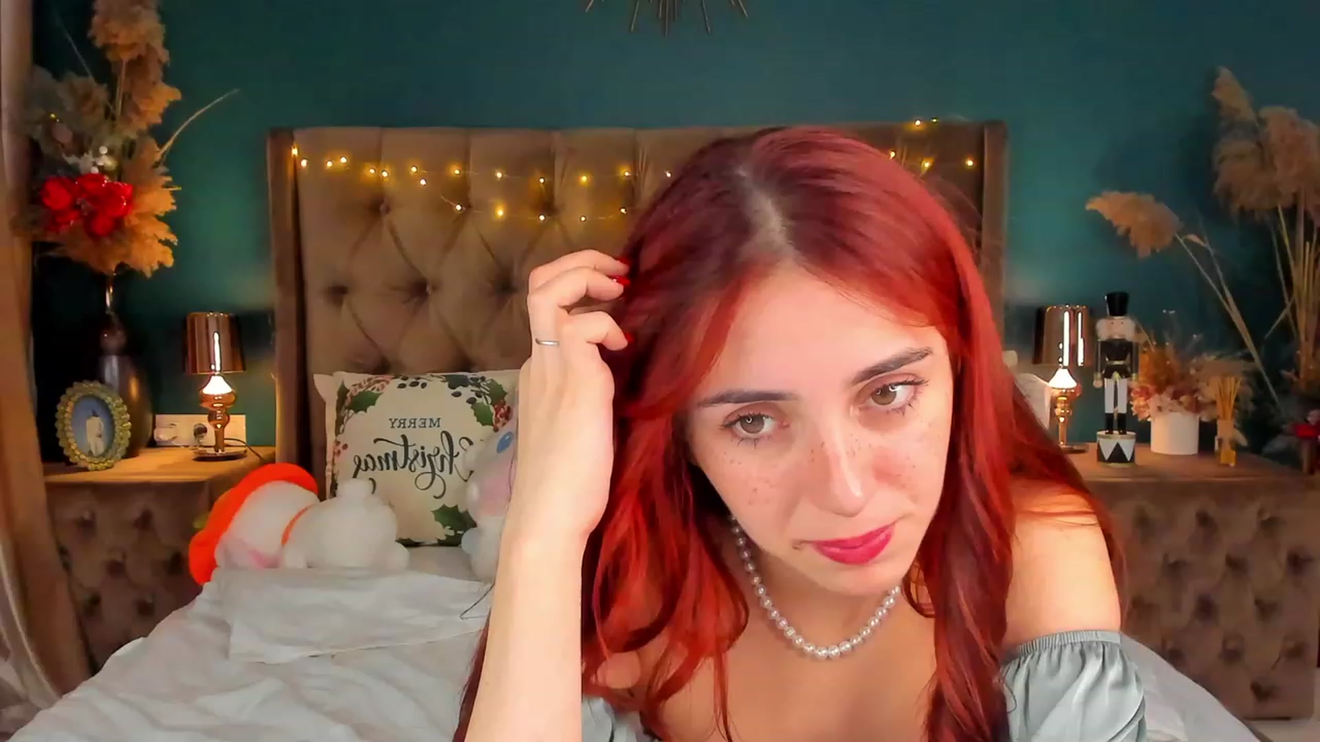 Gallery image thumbnail from ElsaYoung's myfreecams stream on, 01/01/2024, 24:01 image 1 of 20