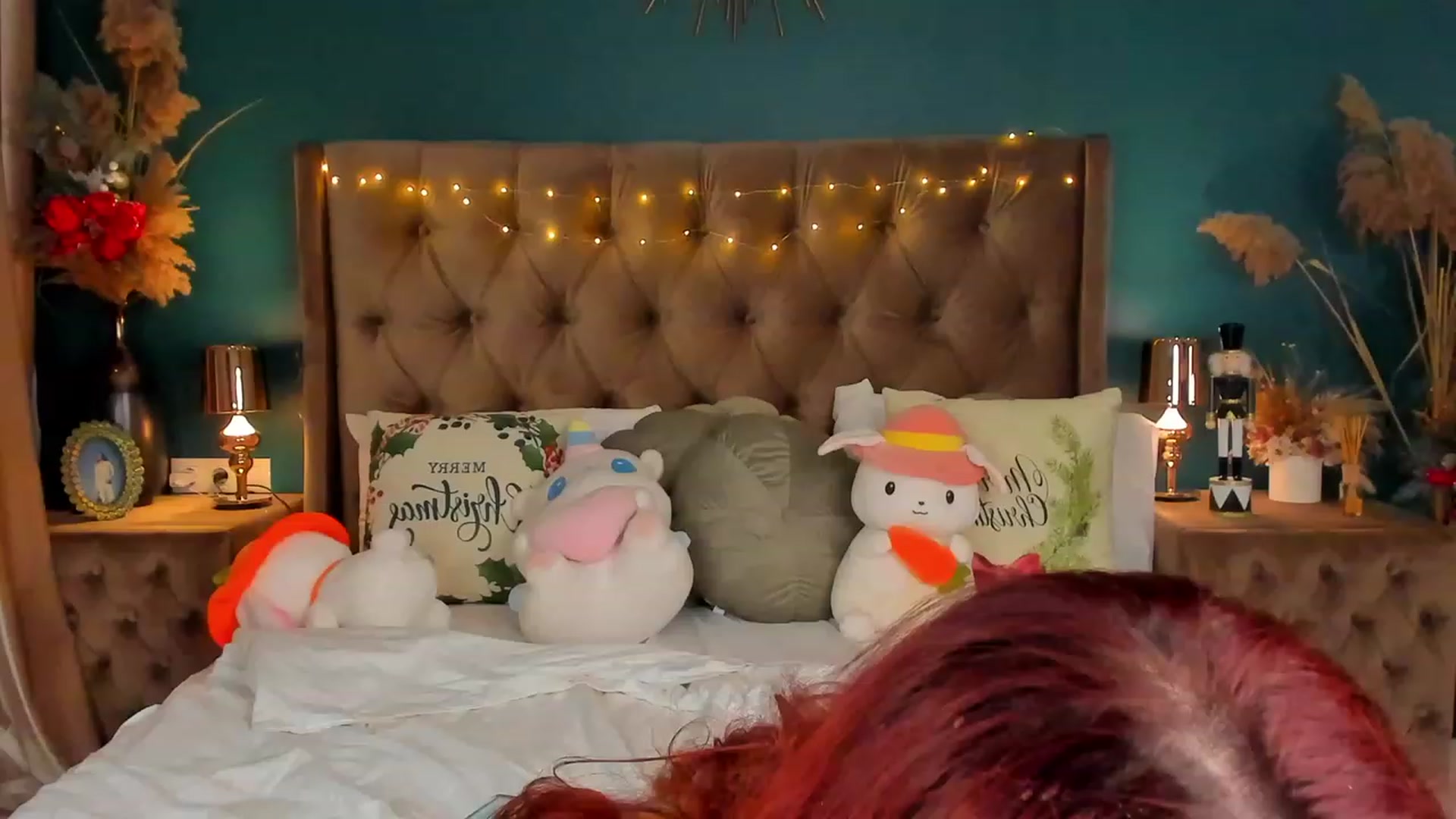 Gallery image thumbnail from ElsaYoung's myfreecams stream on, 01/01/2024, 24:01 image 2 of 20