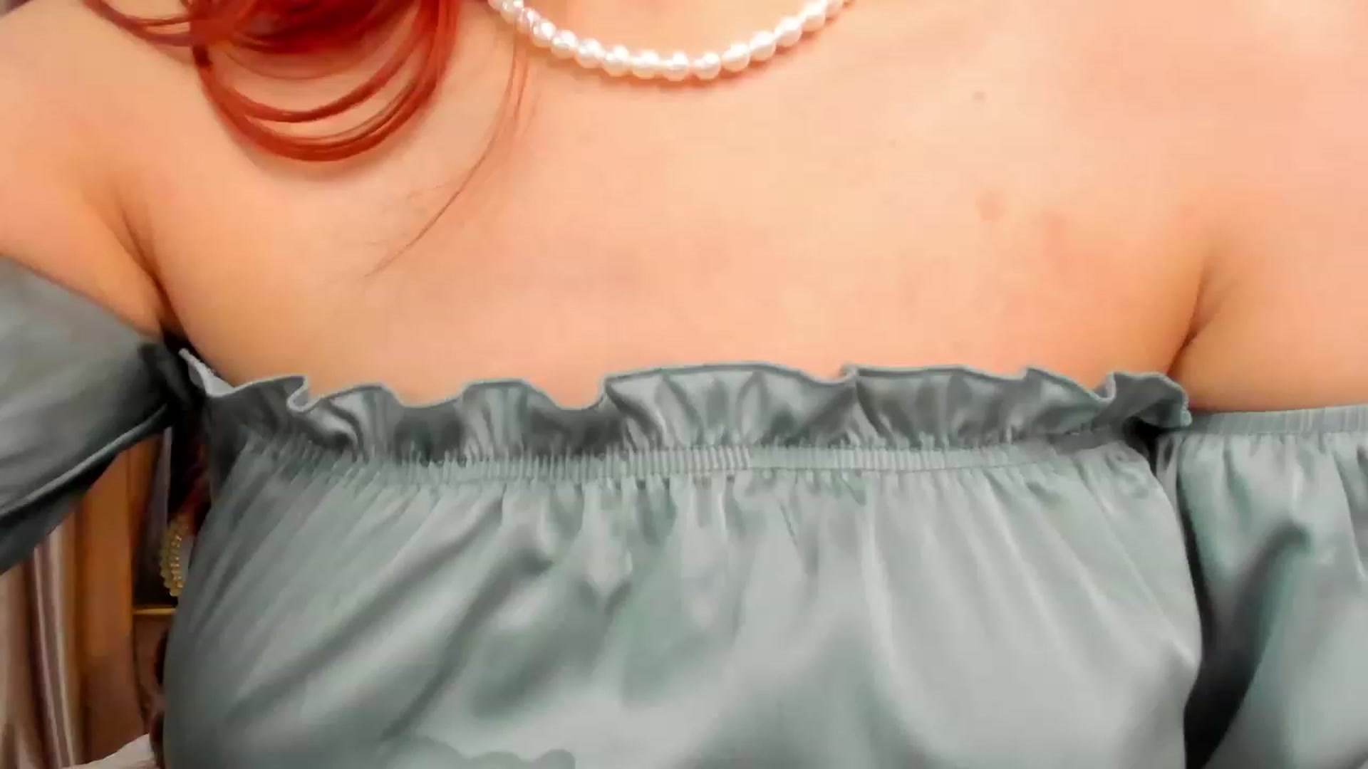 Gallery image thumbnail from ElsaYoung's myfreecams stream on, 01/01/2024, 24:01 image 10 of 20