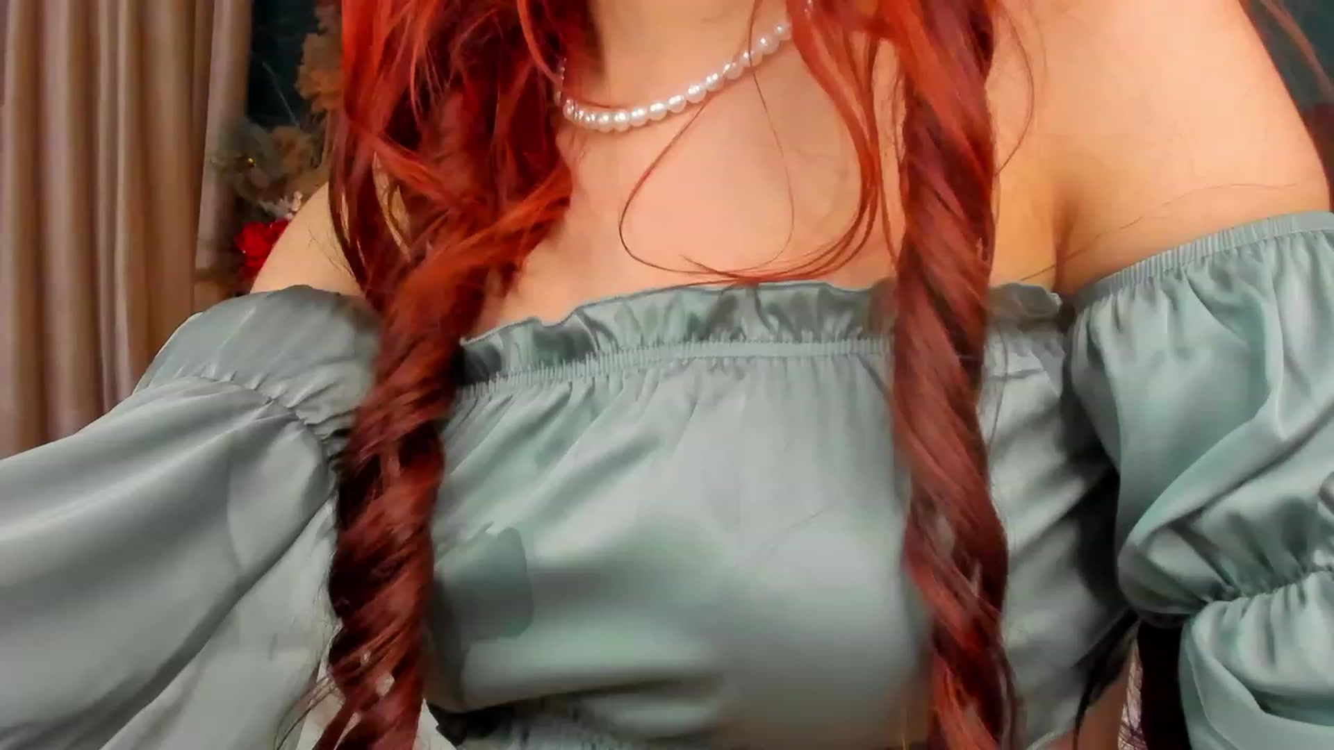 Gallery image thumbnail from ElsaYoung's myfreecams stream on, 01/01/2024, 24:01 image 12 of 20