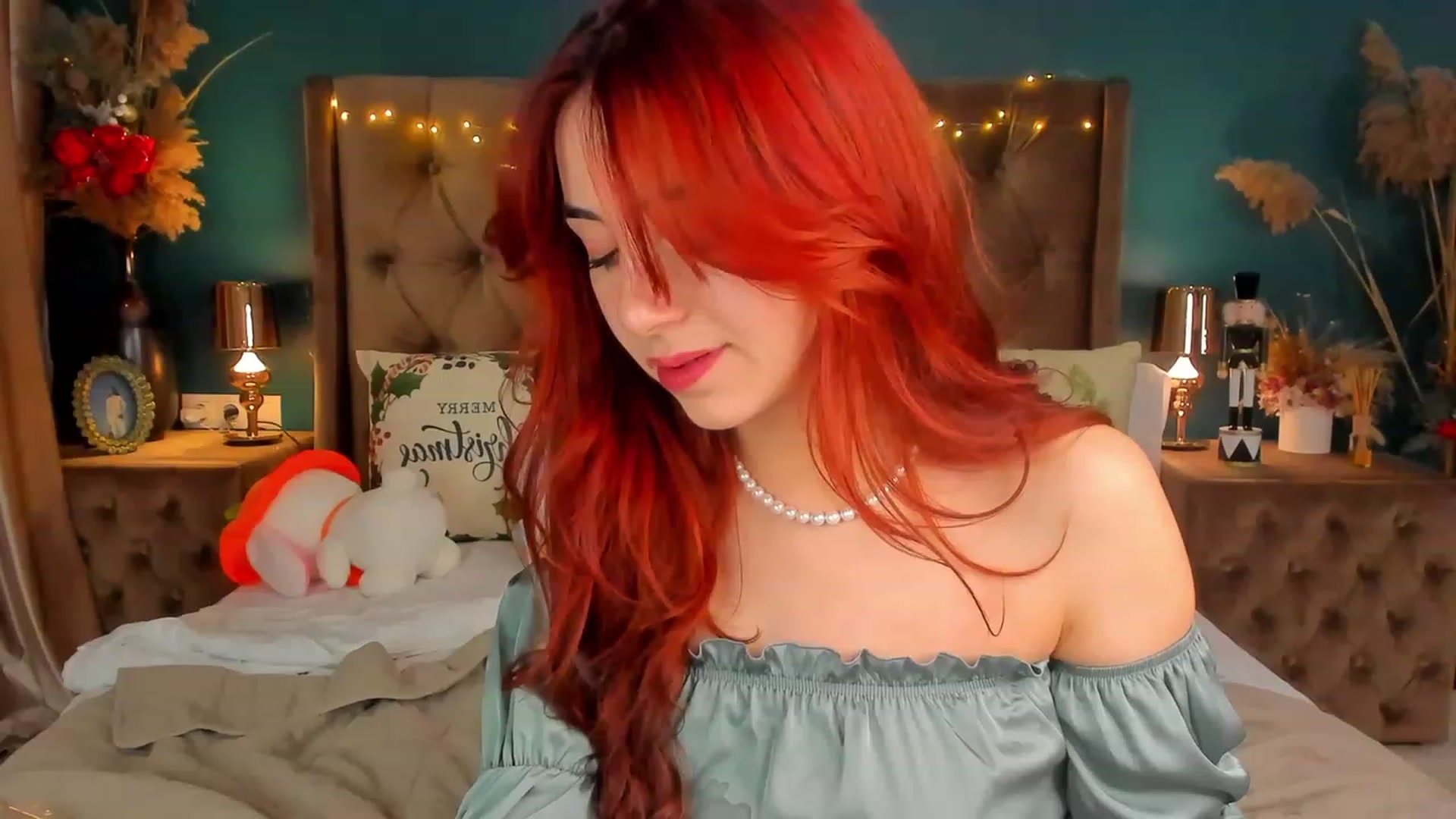 Gallery image thumbnail from ElsaYoung's myfreecams stream on, 01/01/2024, 02:17 image 11 of 20