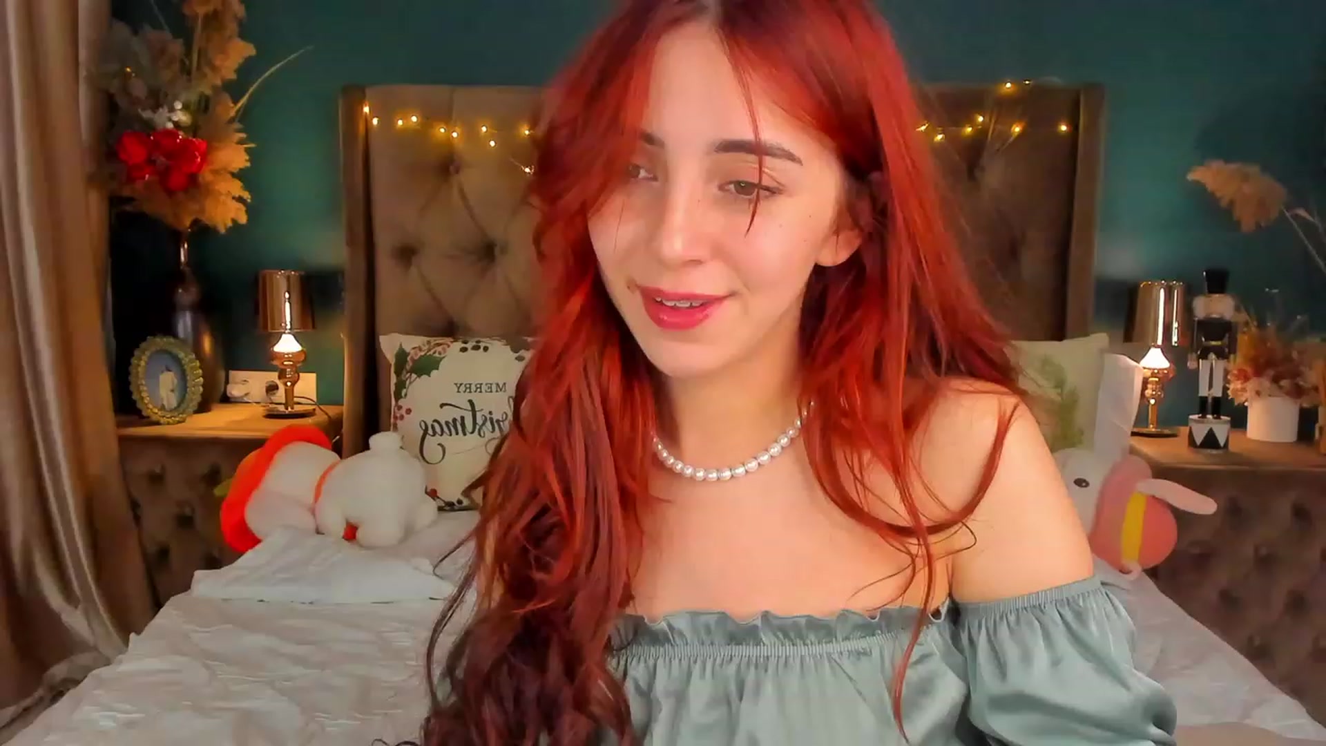 Gallery image thumbnail from ElsaYoung's myfreecams stream on, 01/01/2024, 04:48 image 15 of 20