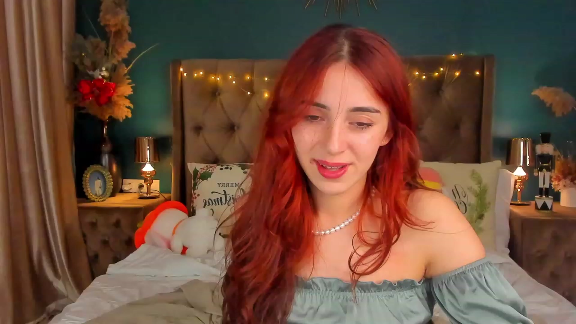 Gallery image thumbnail from ElsaYoung's myfreecams stream on, 01/01/2024, 04:48 image 5 of 20