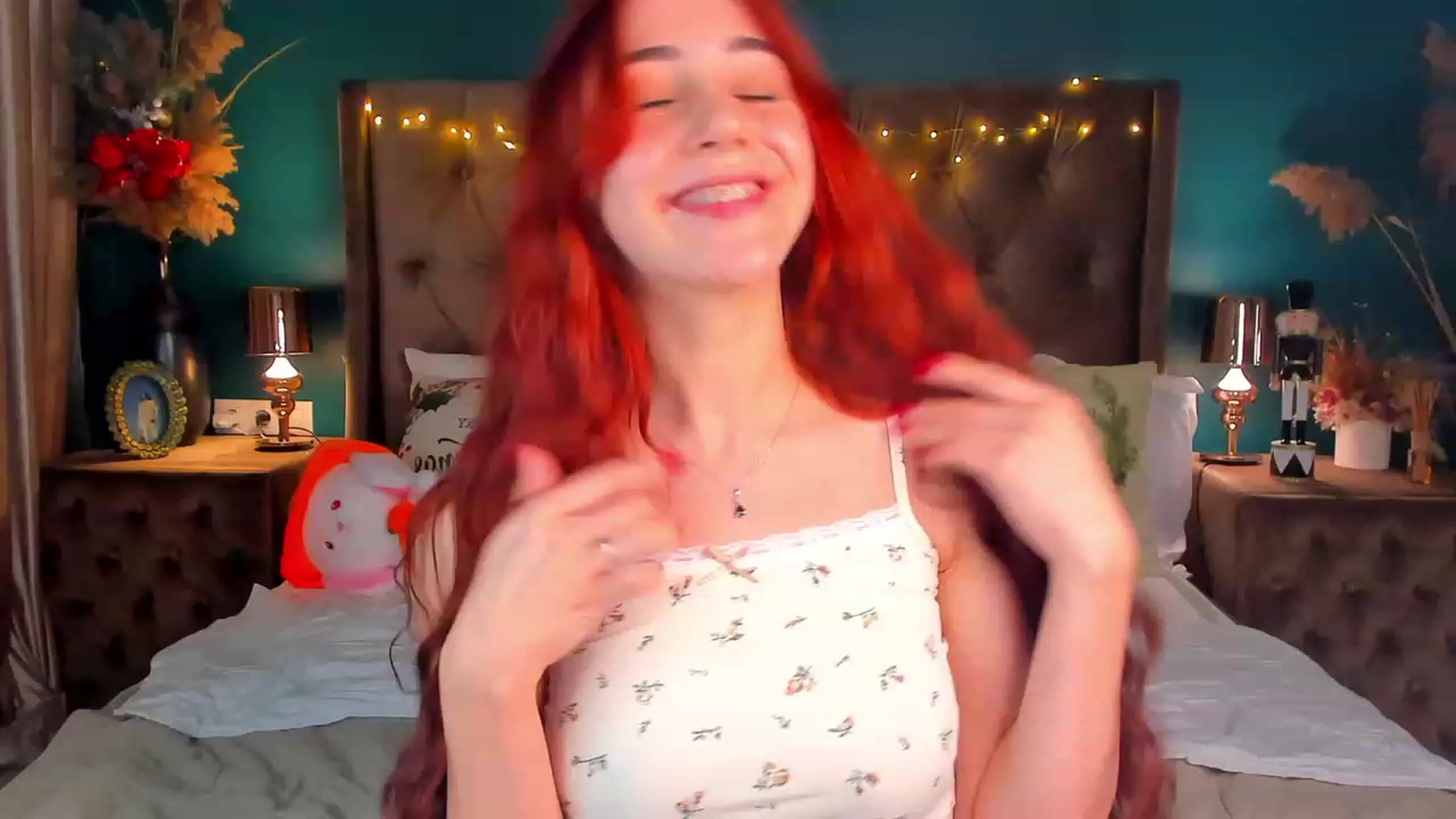 Gallery image thumbnail from ElsaYoung's myfreecams stream on, 01/02/2024, 15:17 image 10 of 20