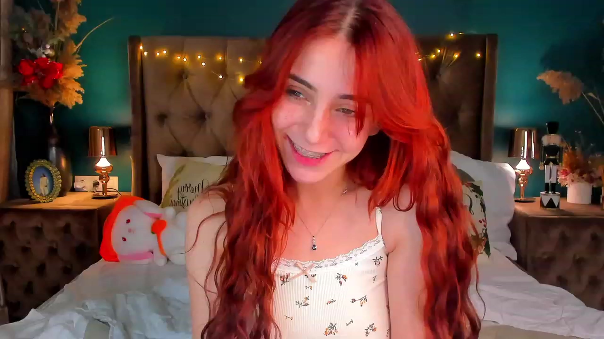 Gallery image thumbnail from ElsaYoung's myfreecams stream on, 01/02/2024, 18:31 image 7 of 20