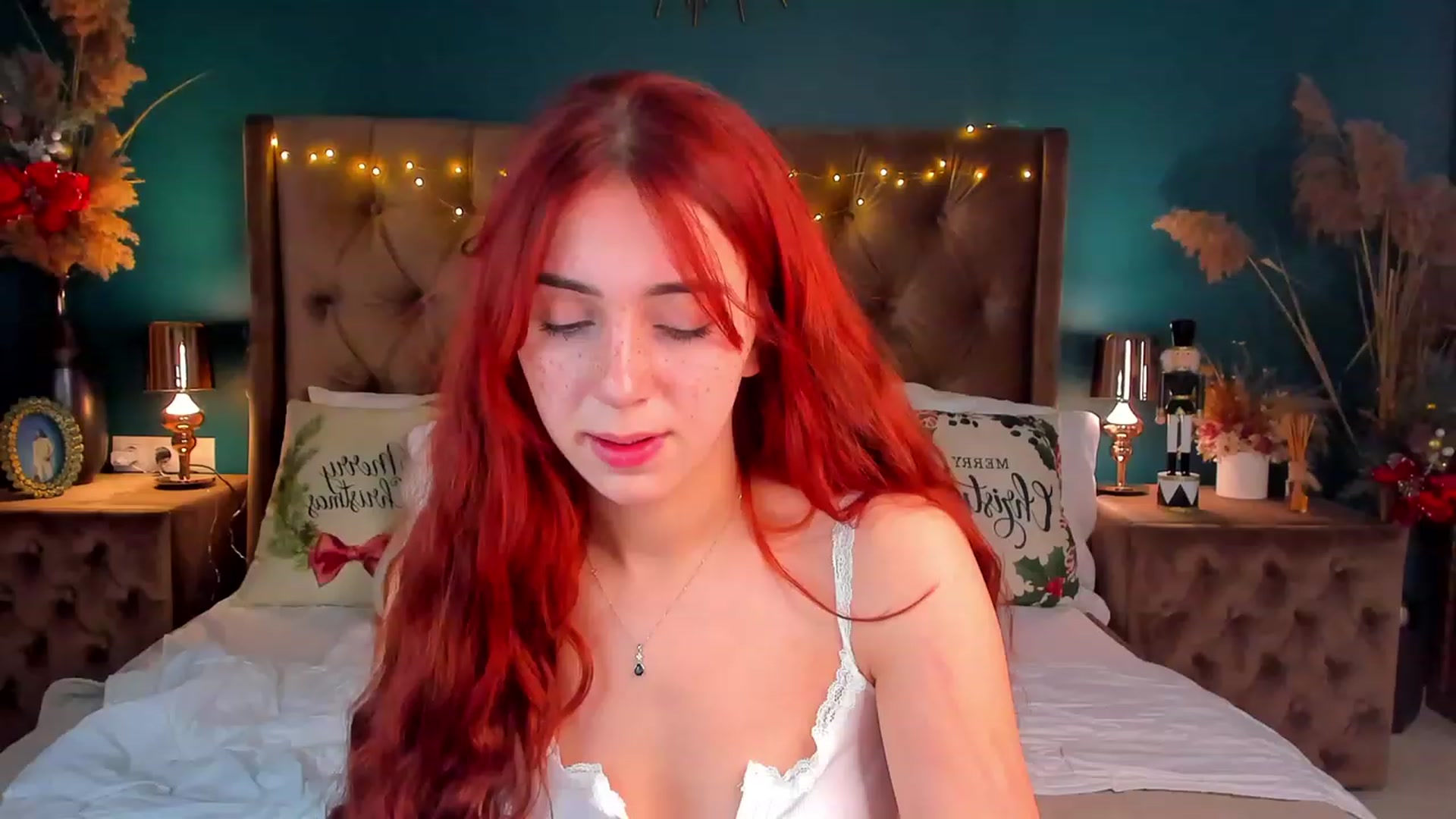 Gallery image thumbnail from ElsaYoung's myfreecams stream on, 01/03/2024, 06:28 image 12 of 20