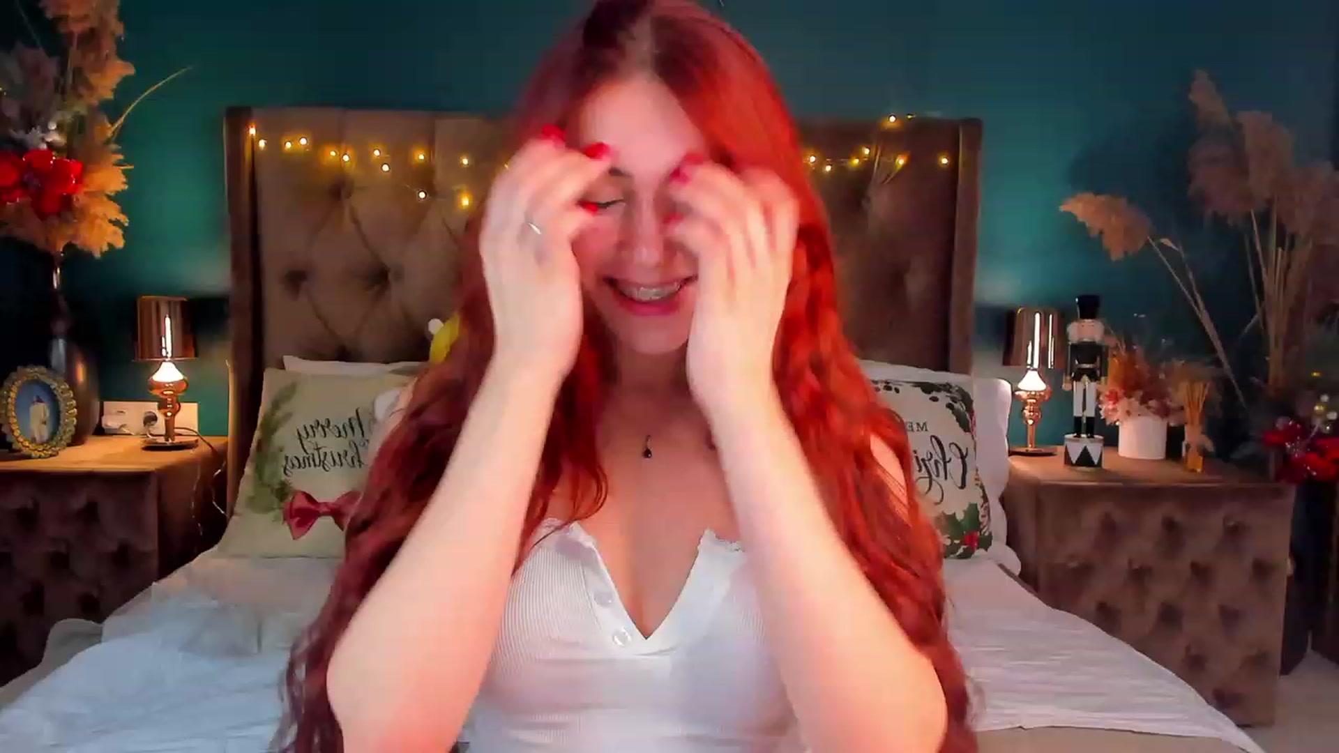 Gallery image thumbnail from ElsaYoung's myfreecams stream on, 01/03/2024, 06:28 image 2 of 20