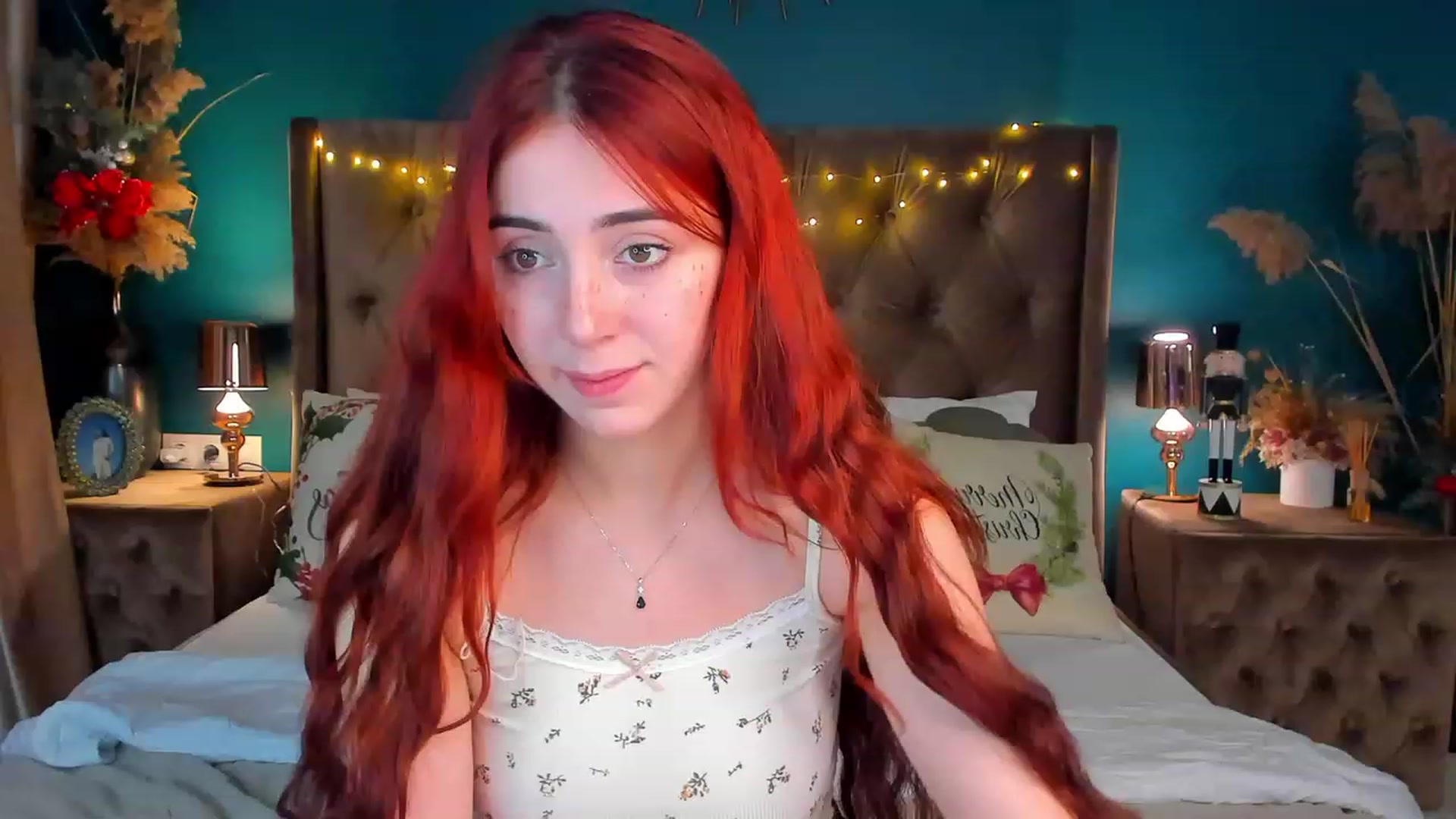 Gallery image thumbnail from ElsaYoung's myfreecams stream on, 01/04/2024, 14:31 image 9 of 20