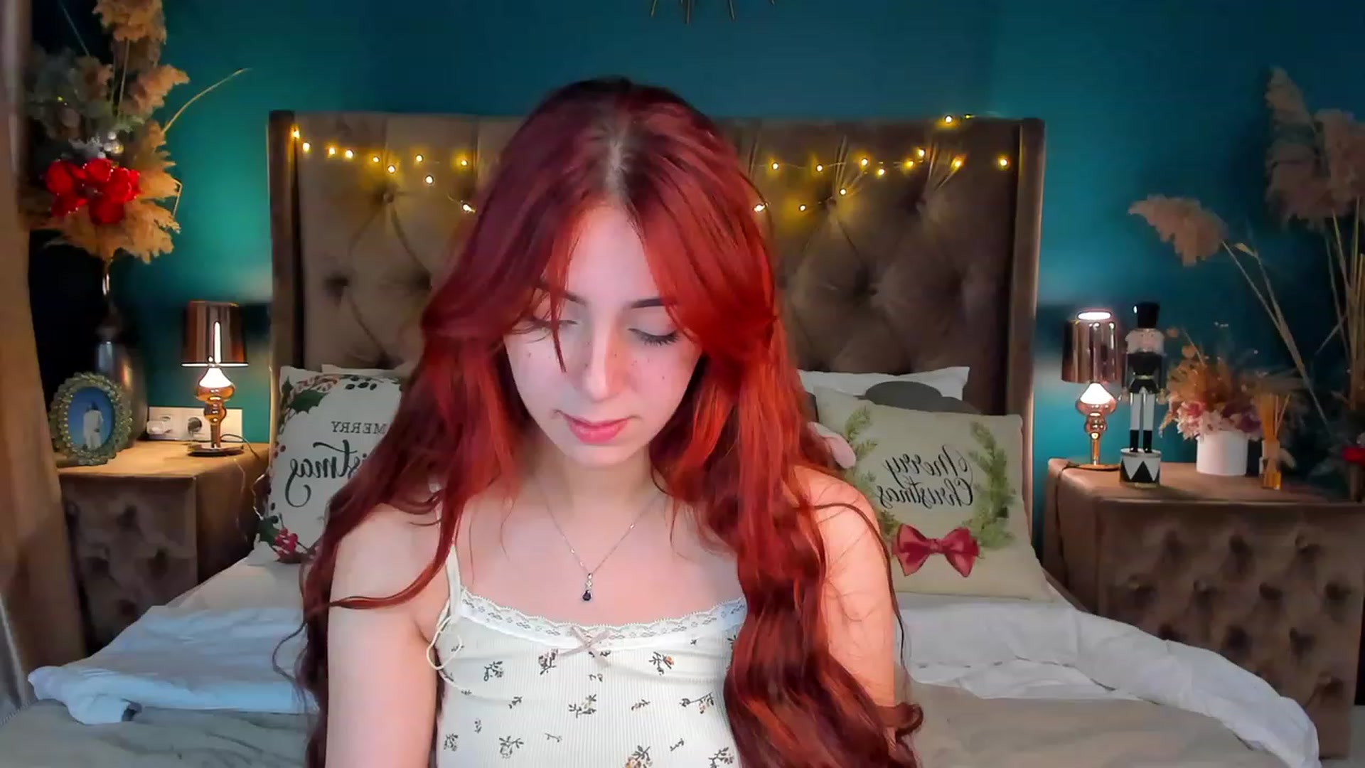 Gallery image thumbnail from ElsaYoung's myfreecams stream on, 01/04/2024, 14:31 image 15 of 20