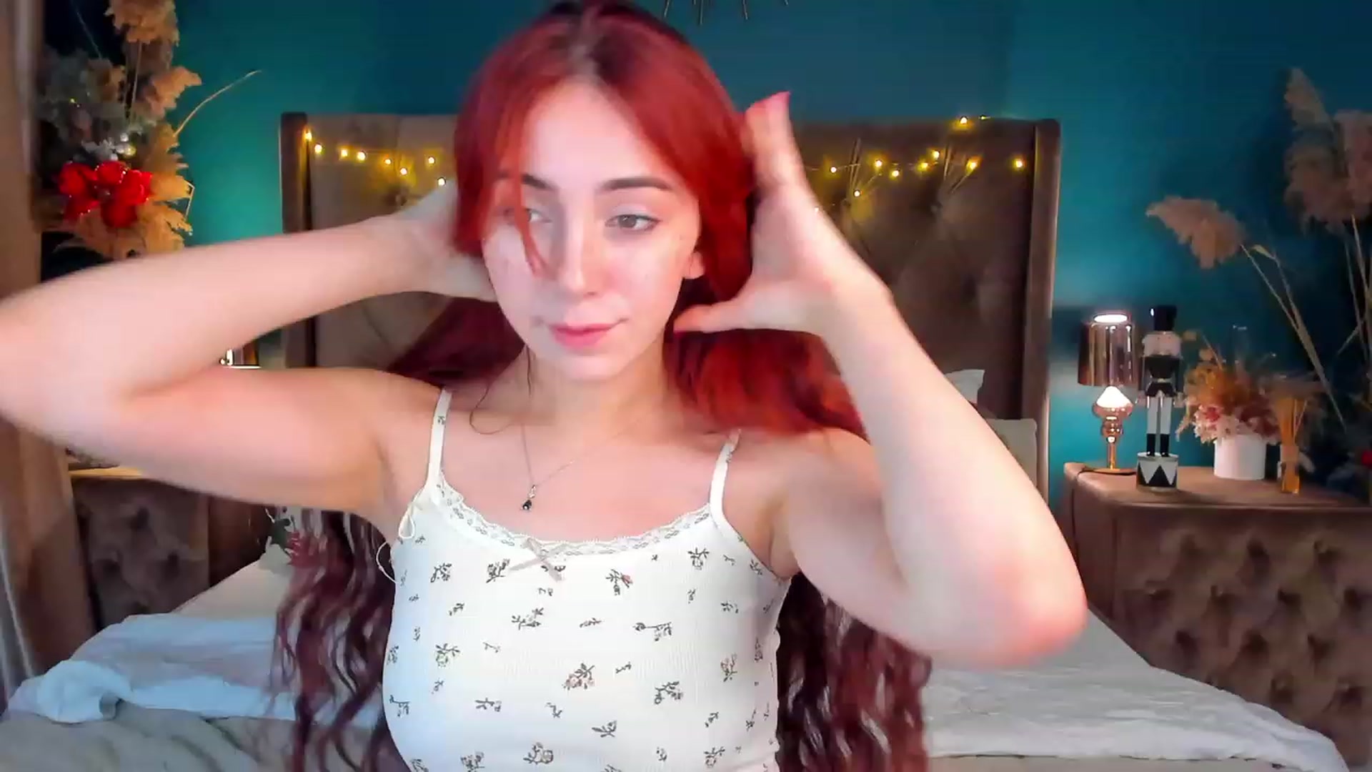 Gallery image thumbnail from ElsaYoung's myfreecams stream on, 01/04/2024, 14:31 image 5 of 20