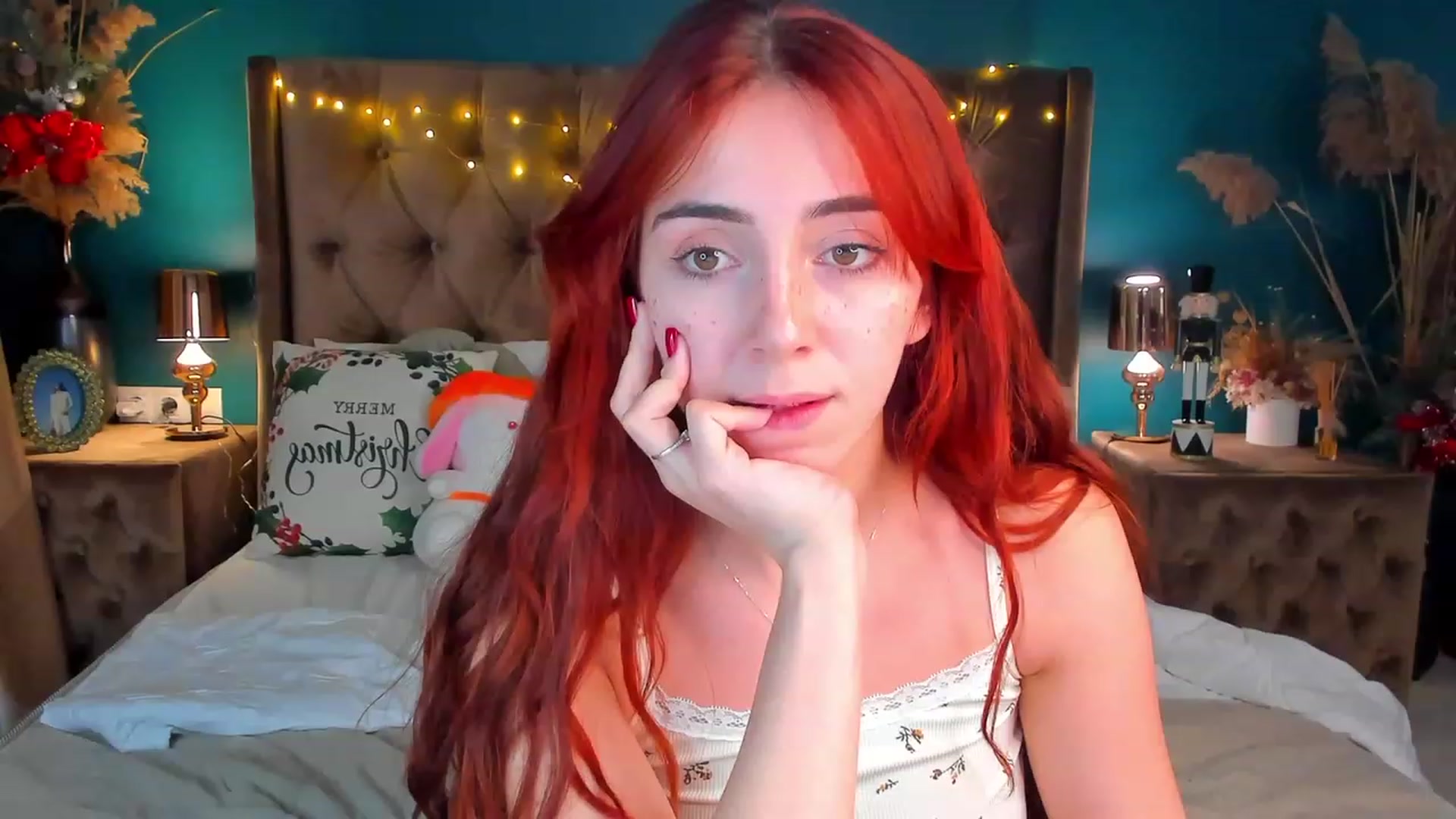 Gallery image thumbnail from ElsaYoung's myfreecams stream on, 01/04/2024, 16:53 image 2 of 20