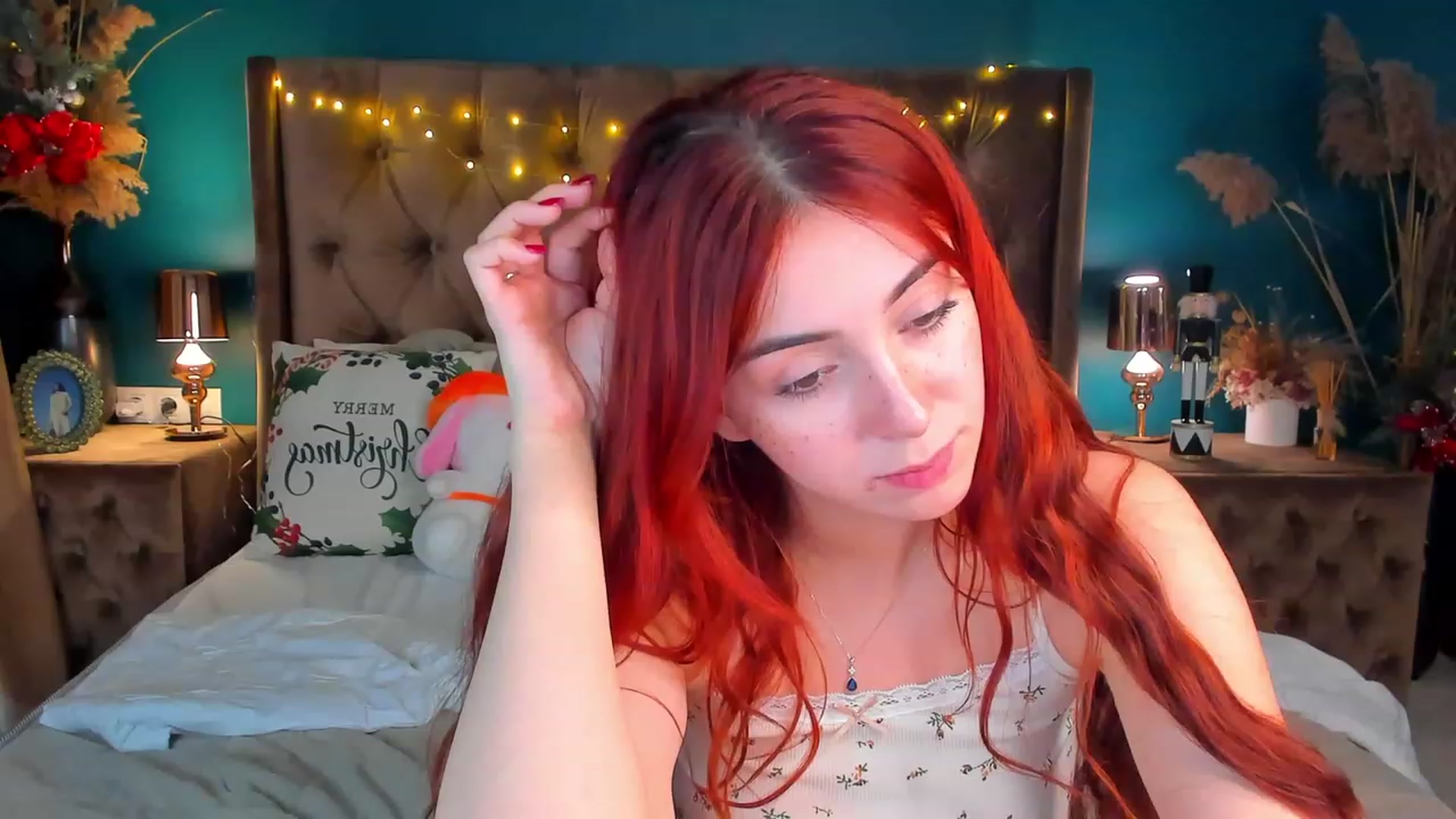 Gallery image thumbnail from ElsaYoung's myfreecams stream on, 01/04/2024, 16:53 image 12 of 20