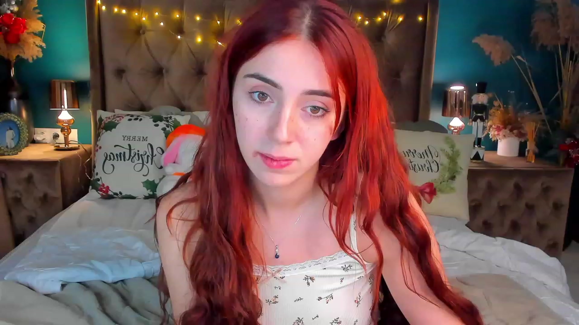 Gallery image thumbnail from ElsaYoung's myfreecams stream on, 01/04/2024, 18:25 image 4 of 20