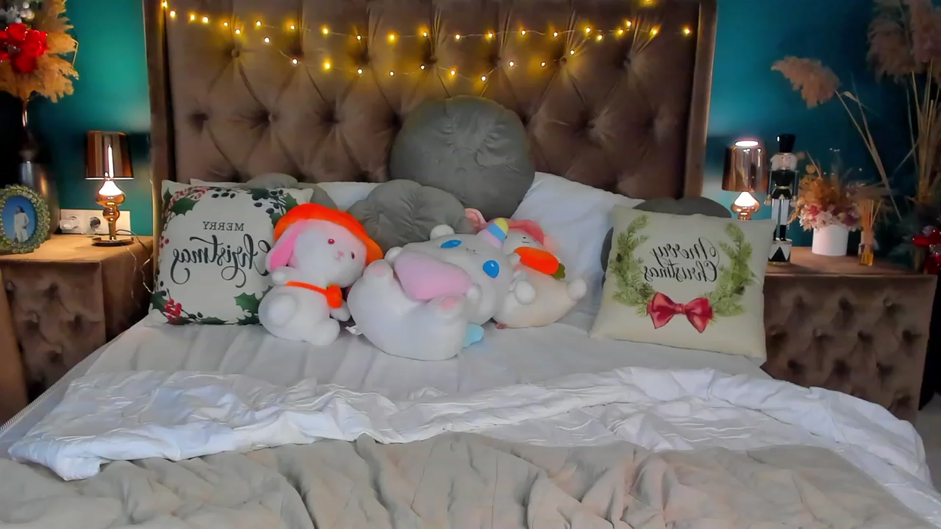 Gallery image thumbnail from ElsaYoung's myfreecams stream on, 01/04/2024, 18:25 image 20 of 20