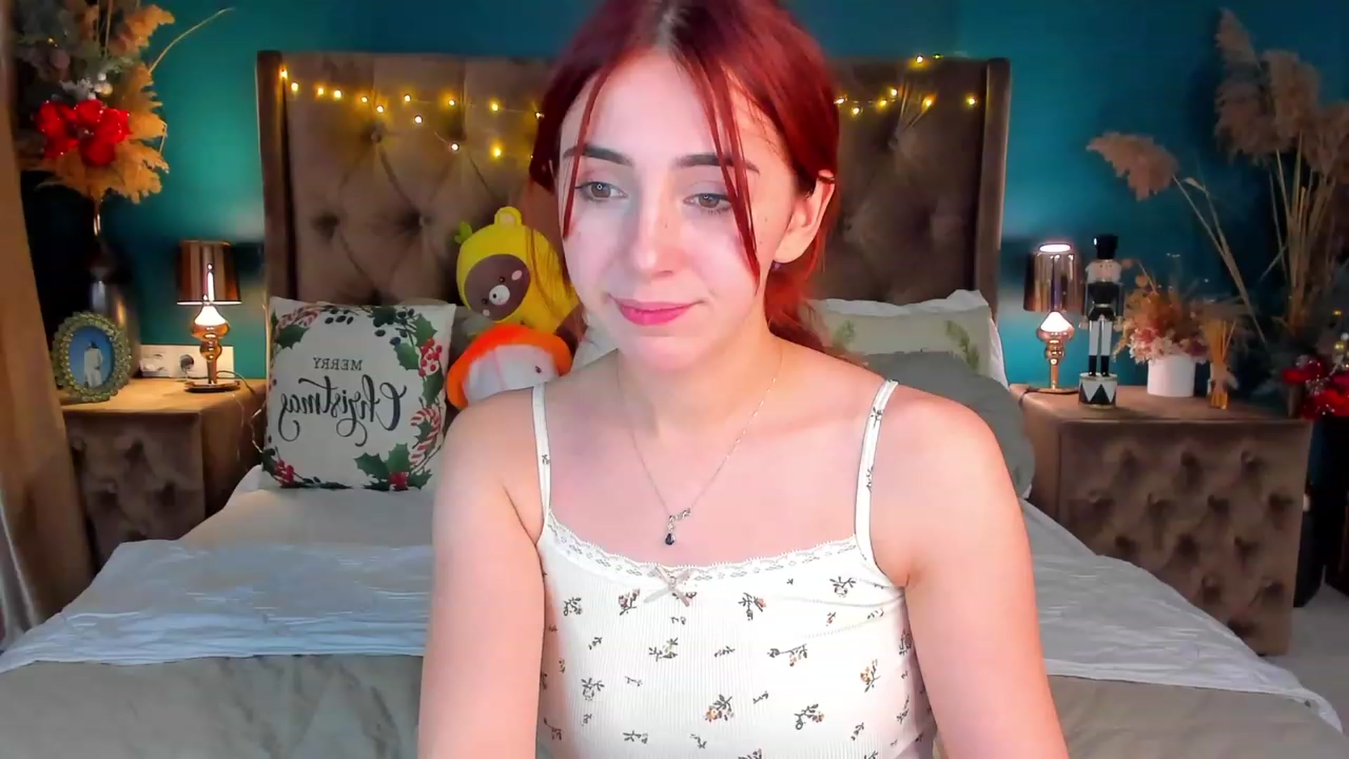 Gallery image thumbnail from ElsaYoung's myfreecams stream on, 01/04/2024, 20:41 image 13 of 20