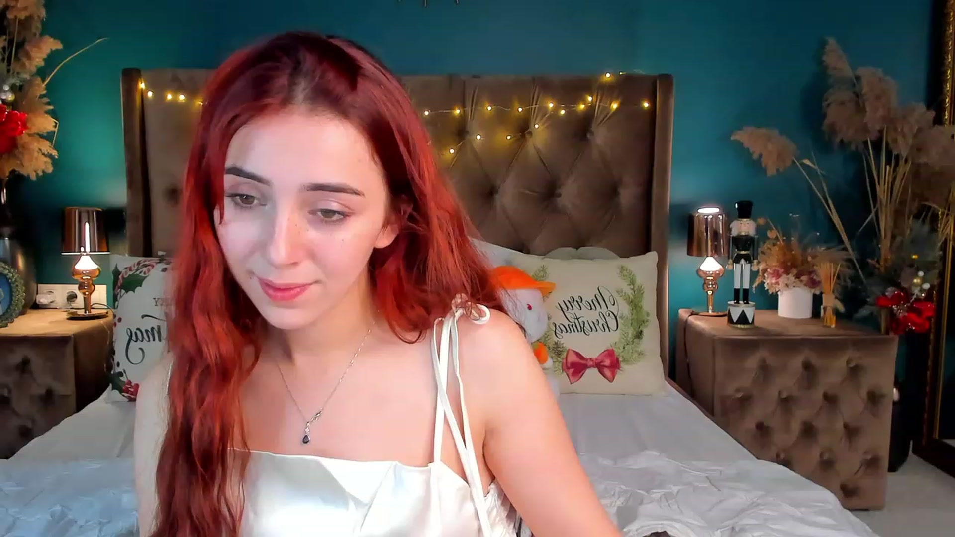 Gallery image thumbnail from ElsaYoung's myfreecams stream on, 01/05/2024, 11:05 image 14 of 20