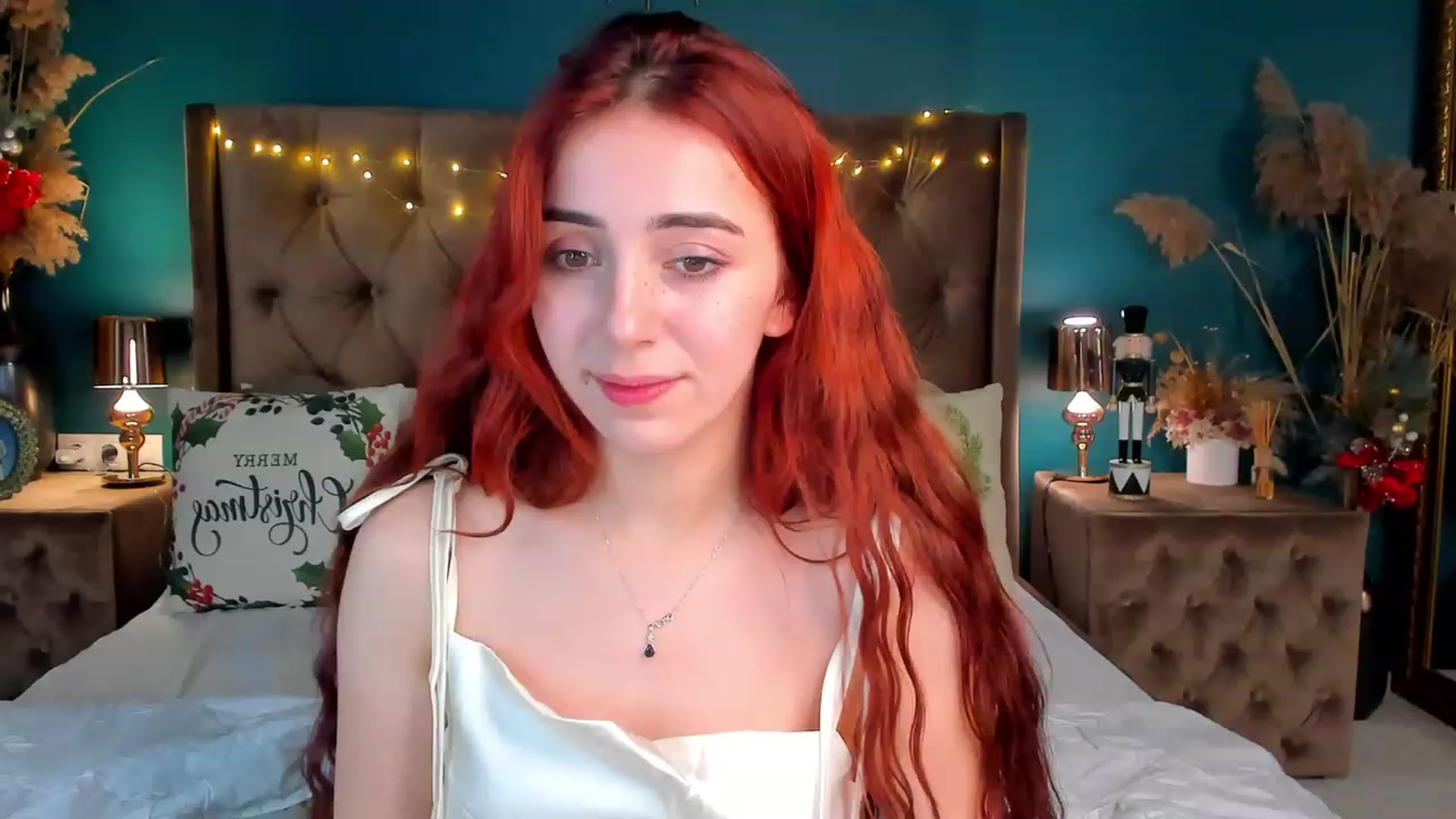 Gallery image thumbnail from ElsaYoung's myfreecams stream on, 01/05/2024, 11:05 image 10 of 20
