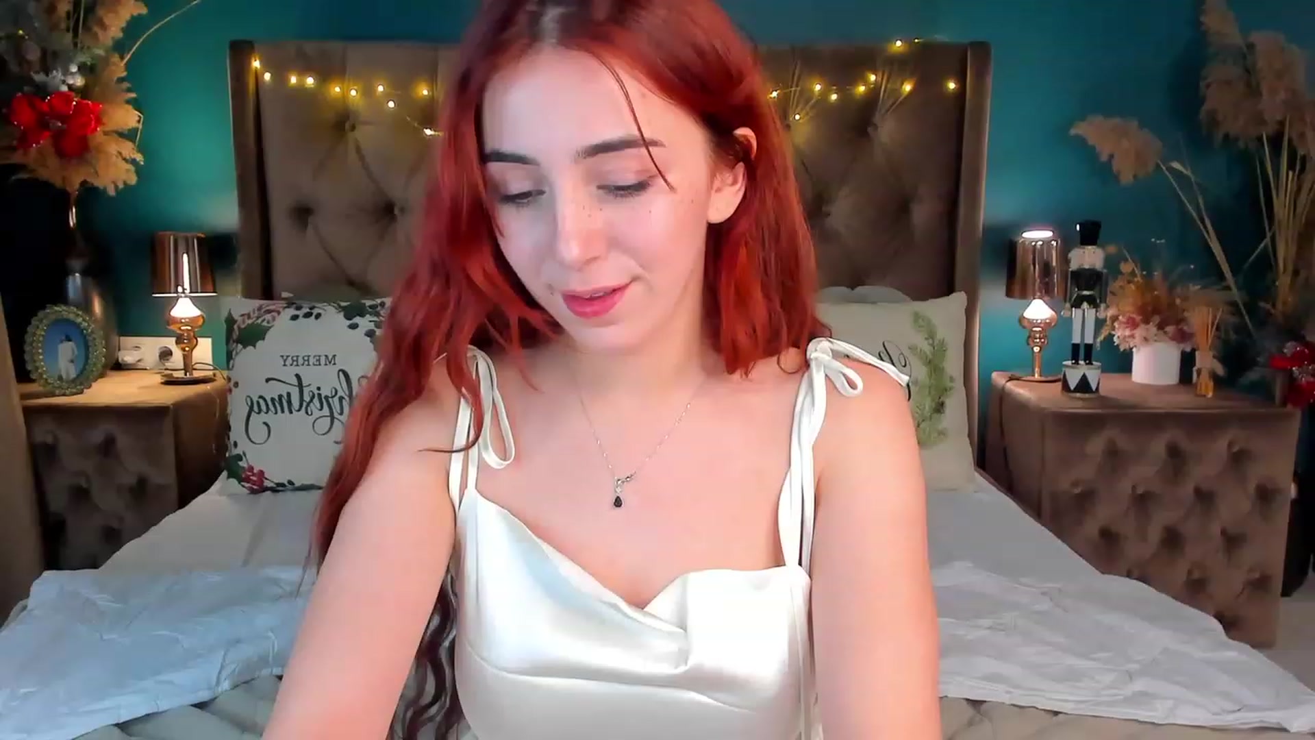 Gallery image thumbnail from ElsaYoung's myfreecams stream on, 01/05/2024, 11:05 image 2 of 20