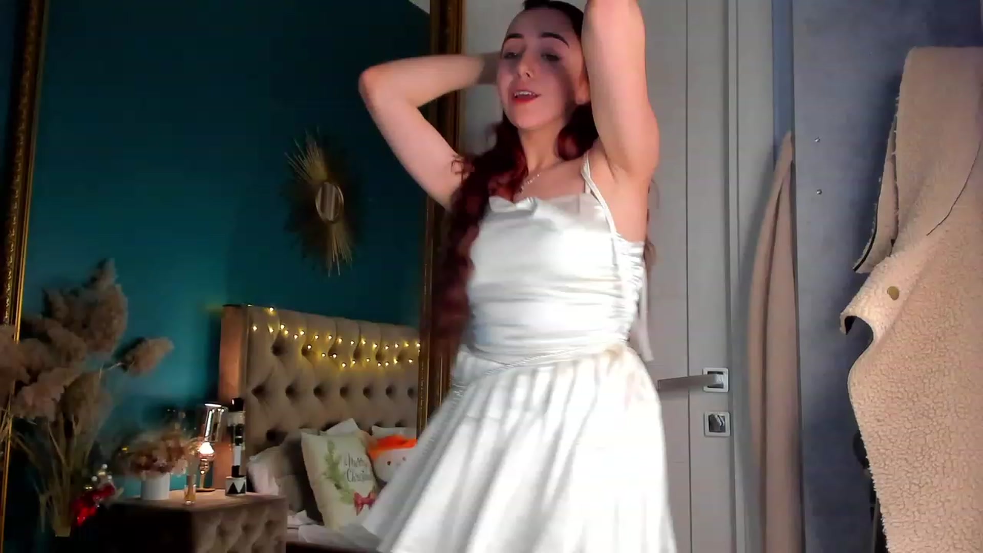 Gallery image thumbnail from ElsaYoung's myfreecams stream on, 01/05/2024, 11:05 image 5 of 20