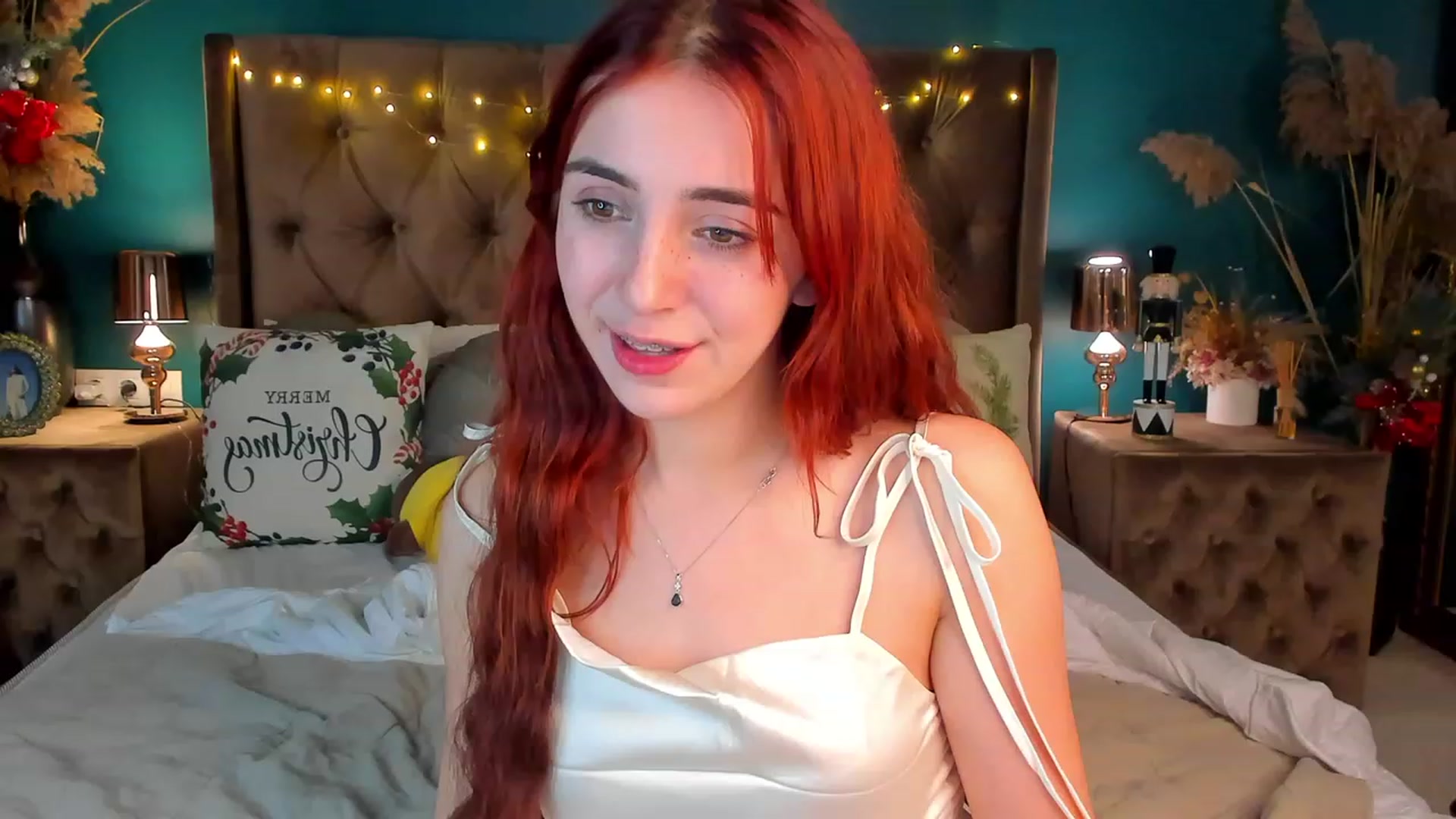 Gallery image thumbnail from ElsaYoung's myfreecams stream on, 01/05/2024, 13:04 image 11 of 20
