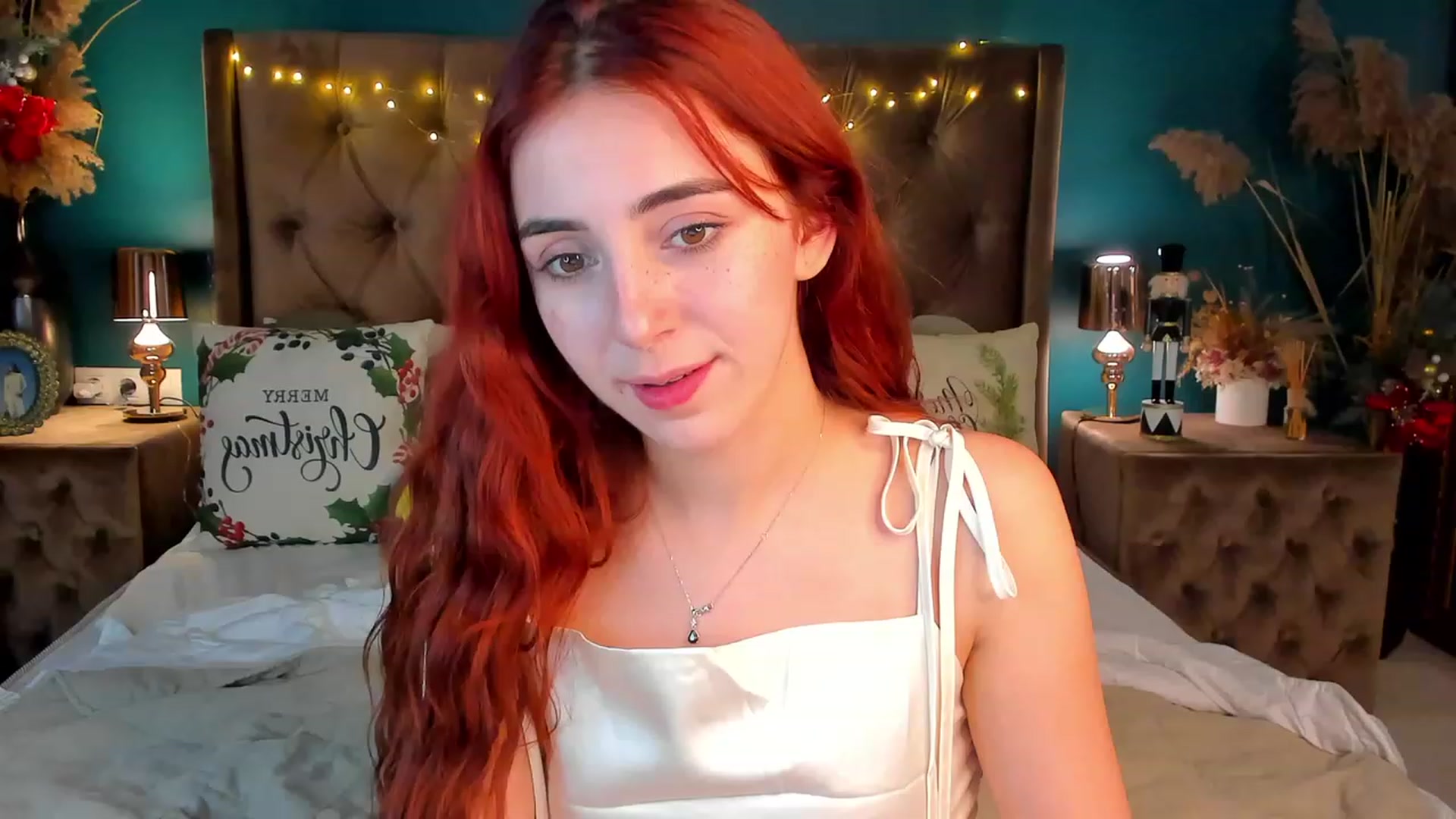 Gallery image thumbnail from ElsaYoung's myfreecams stream on, 01/05/2024, 13:04 image 15 of 20