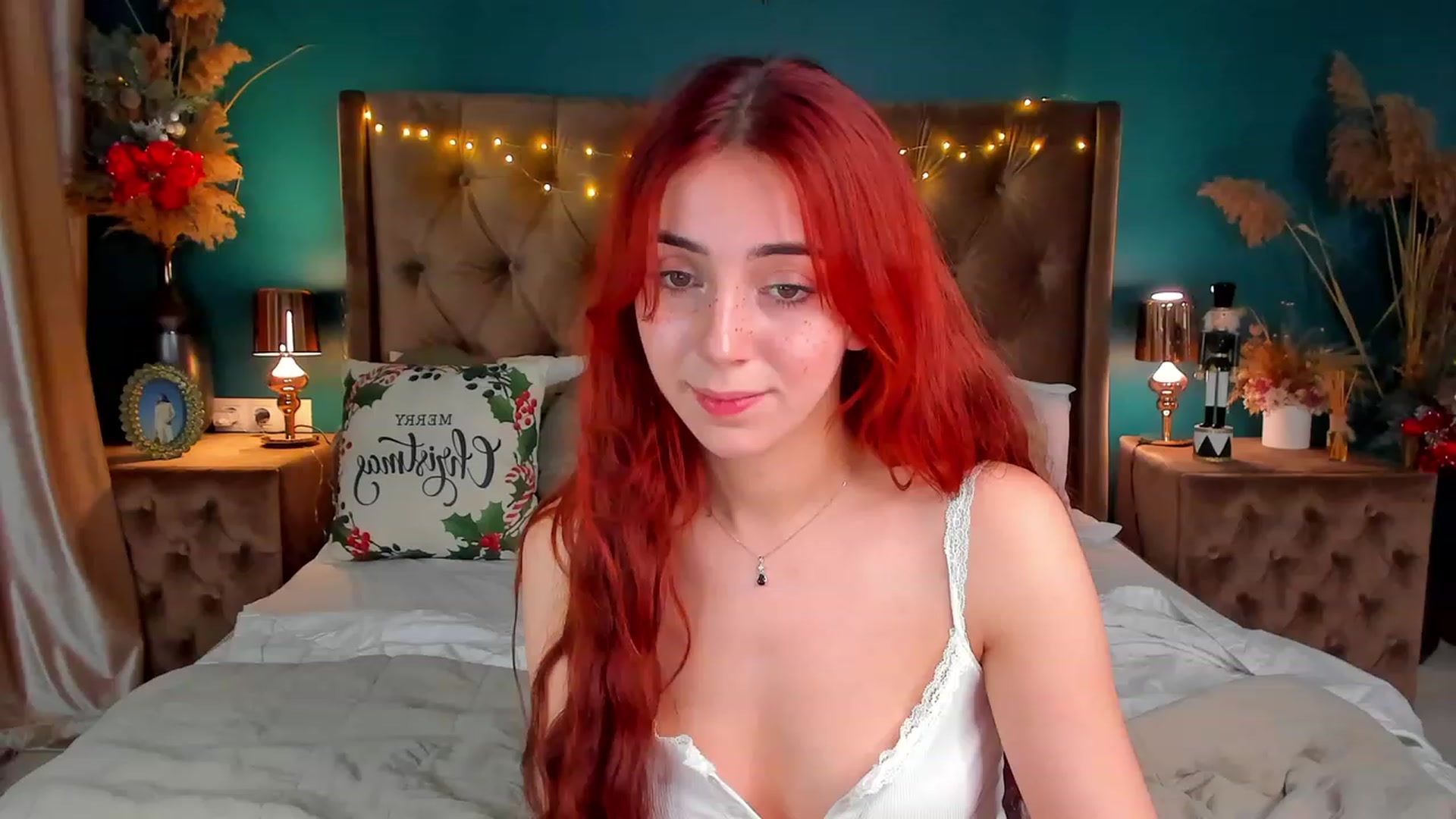 Gallery image thumbnail from ElsaYoung's myfreecams stream on, 01/06/2024, 15:54 image 11 of 20