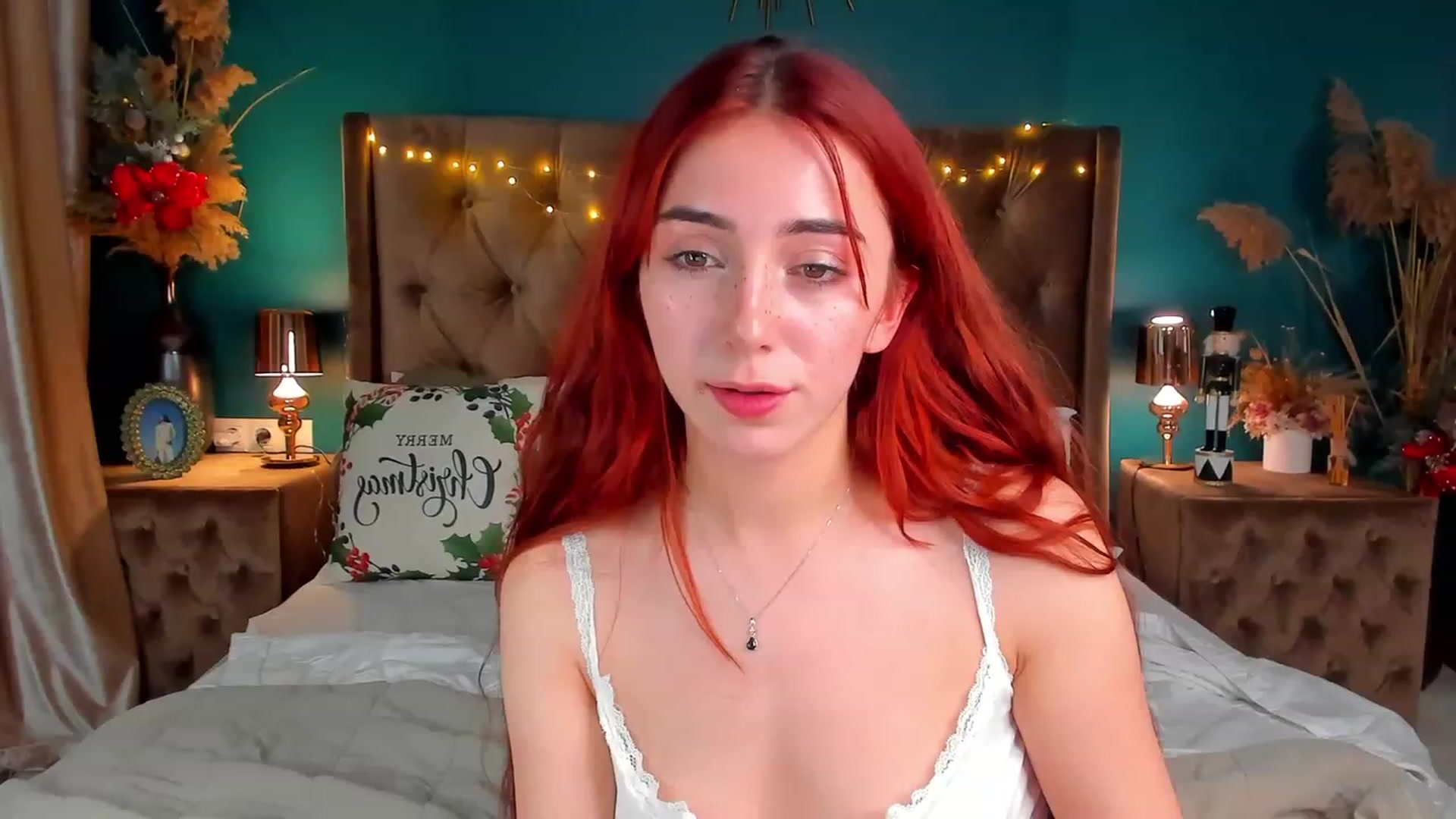 Gallery image thumbnail from ElsaYoung's myfreecams stream on, 01/06/2024, 16:44 image 4 of 20
