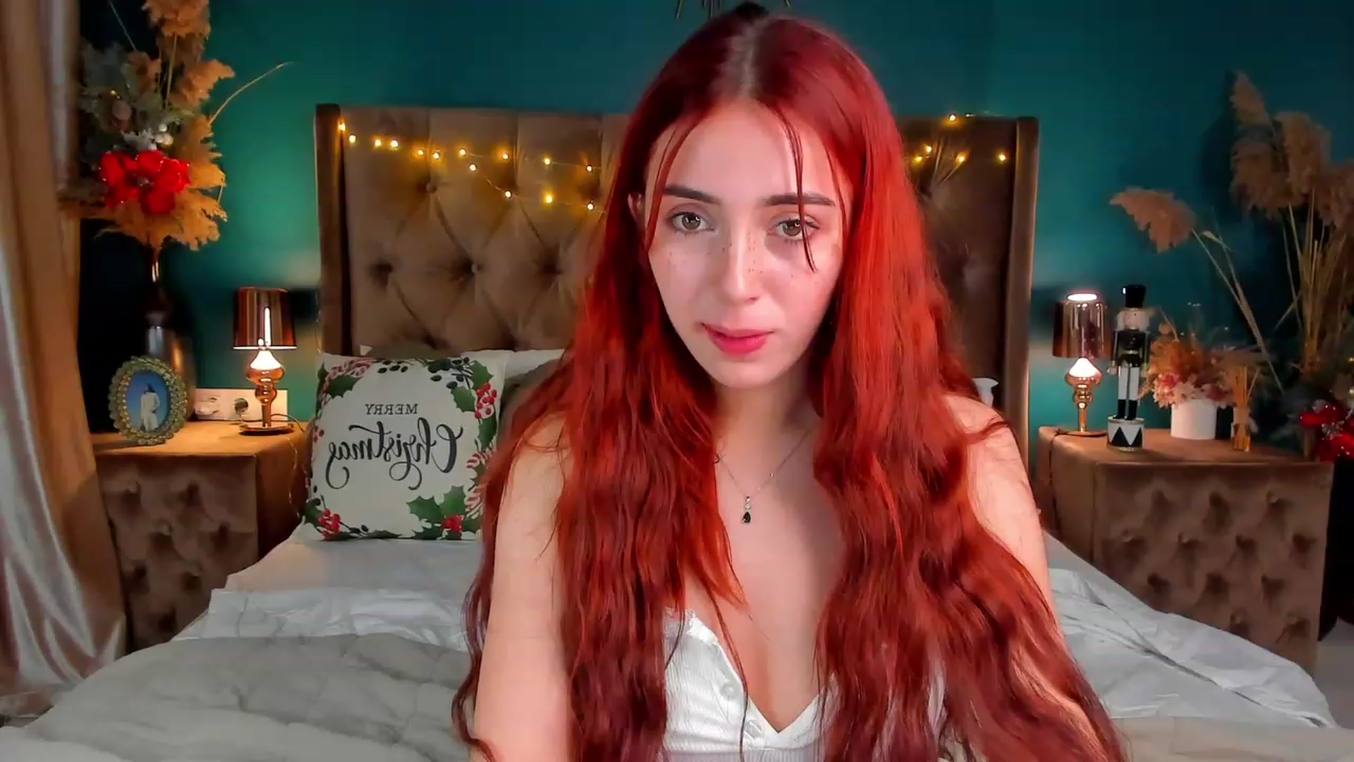 Gallery image thumbnail from ElsaYoung's myfreecams stream on, 01/06/2024, 16:44 image 19 of 20
