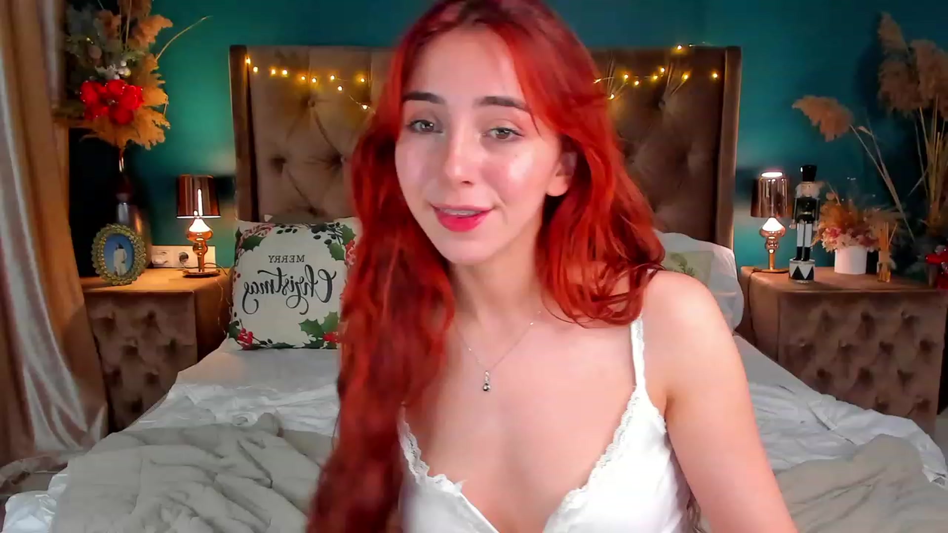 Gallery image thumbnail from ElsaYoung's myfreecams stream on, 01/06/2024, 17:25 image 16 of 20