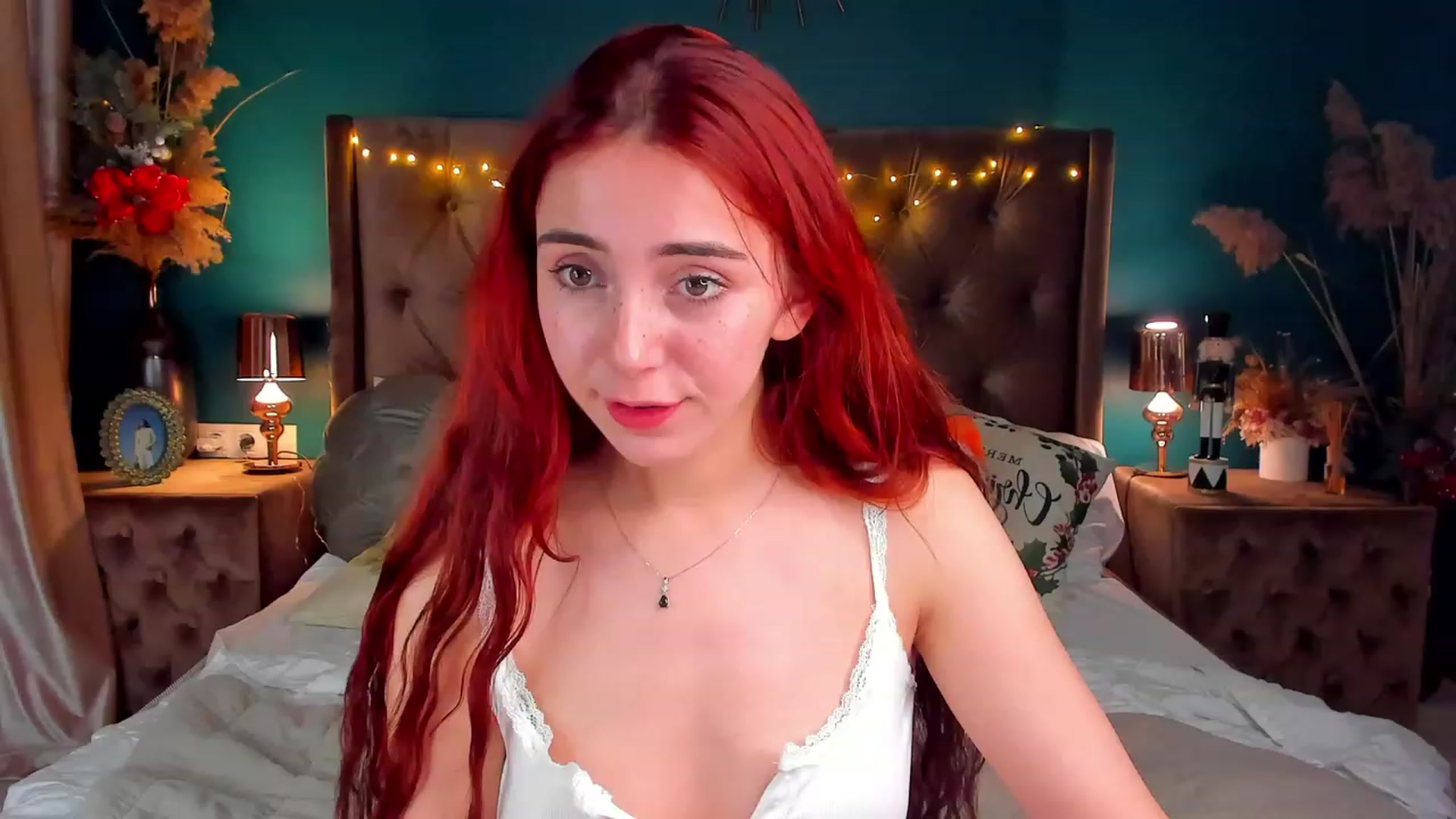 Gallery image thumbnail from ElsaYoung's myfreecams stream on, 01/06/2024, 19:23 image 20 of 20