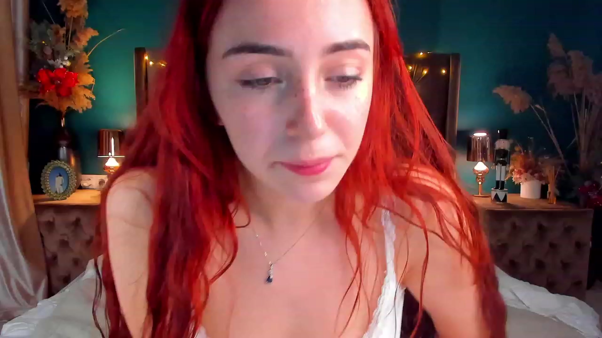 Gallery image thumbnail from ElsaYoung's myfreecams stream on, 01/06/2024, 19:23 image 18 of 20