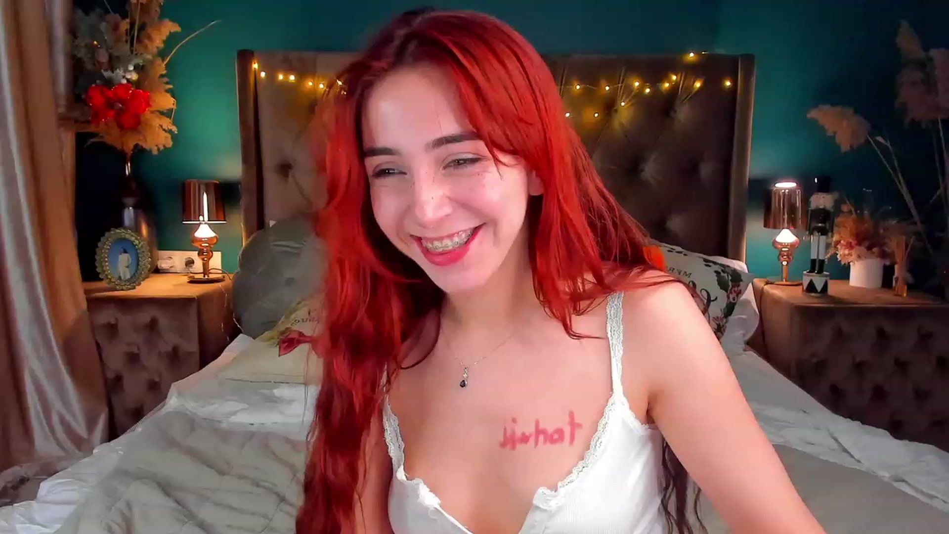Gallery image thumbnail from ElsaYoung's myfreecams stream on, 01/06/2024, 20:33 image 2 of 20