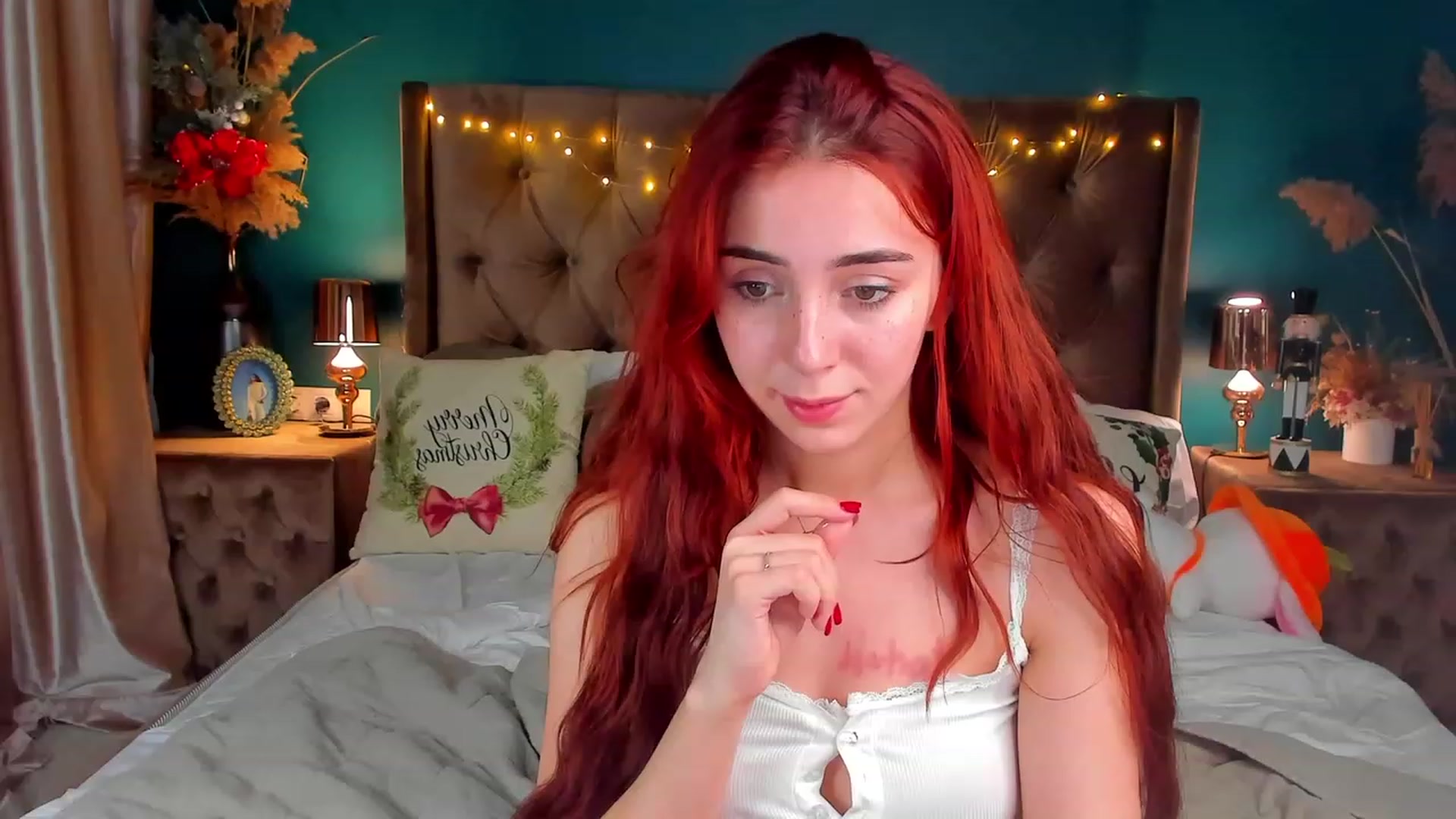 Gallery image thumbnail from ElsaYoung's myfreecams stream on, 01/07/2024, 24:17 image 13 of 20