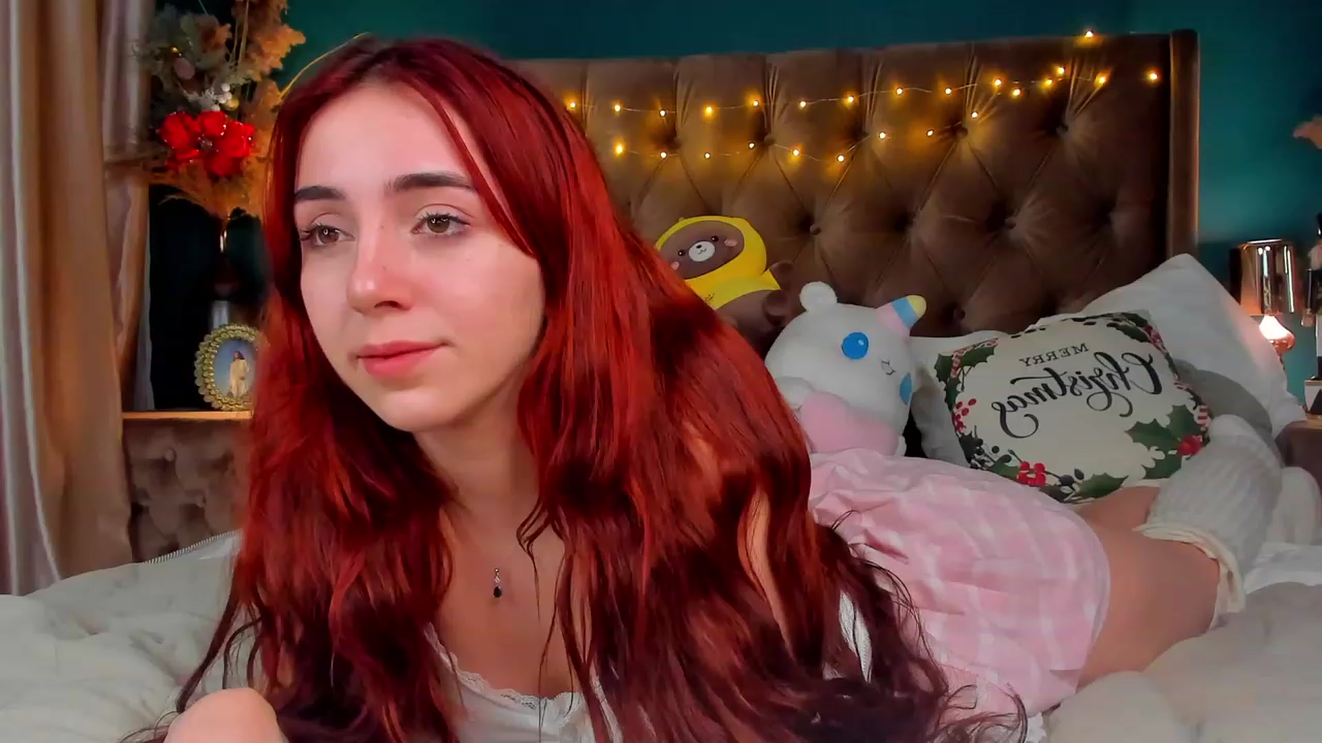Gallery image thumbnail from ElsaYoung's myfreecams stream on, 01/07/2024, 04:46 image 12 of 20