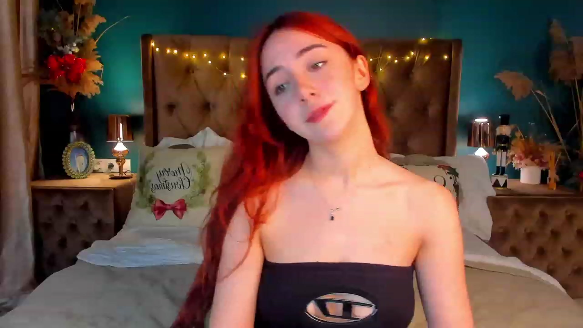 Gallery image thumbnail from ElsaYoung's myfreecams stream on, 01/07/2024, 21:00 image 13 of 20