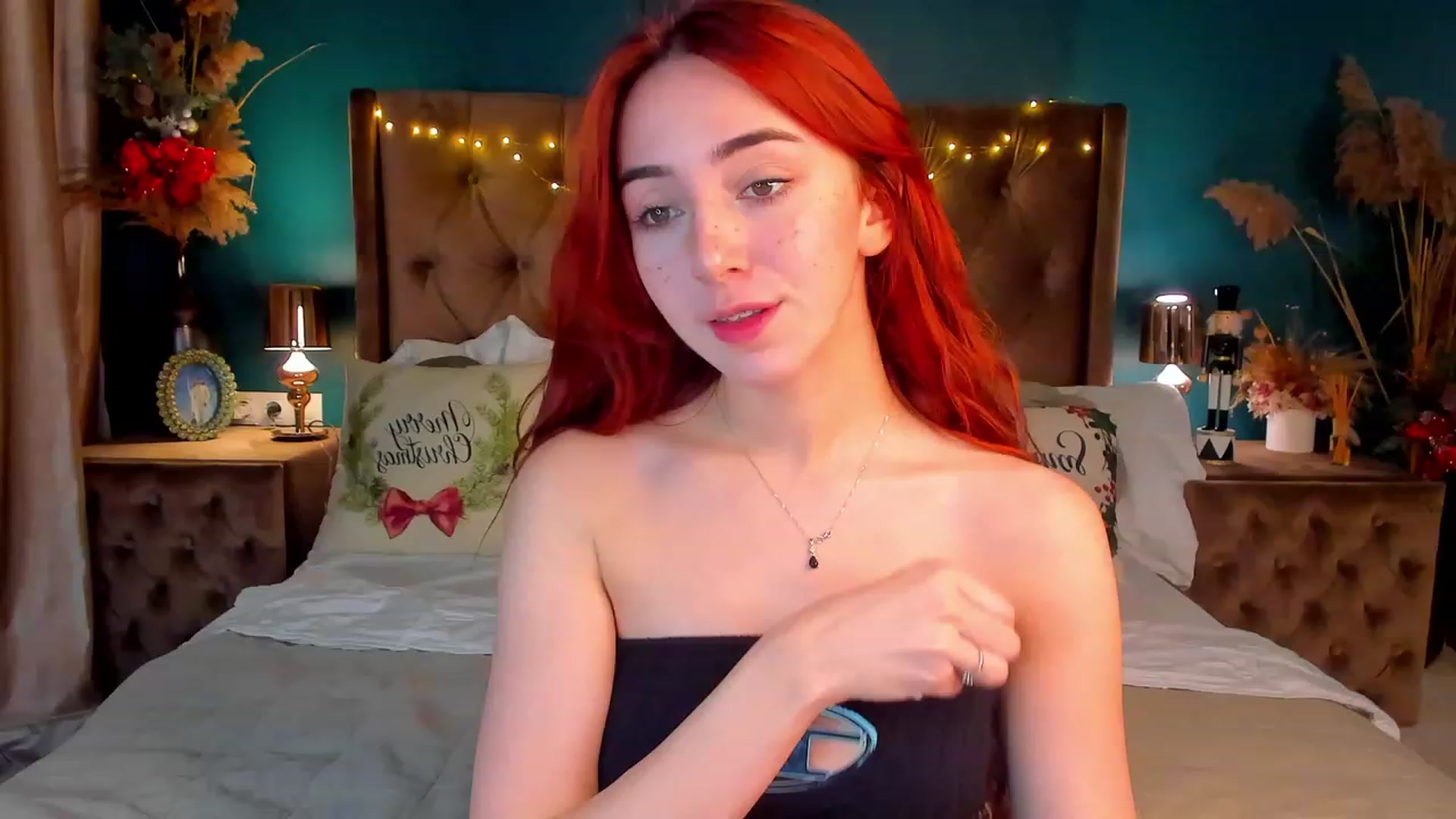 Gallery image thumbnail from ElsaYoung's myfreecams stream on, 01/07/2024, 21:00 image 2 of 20