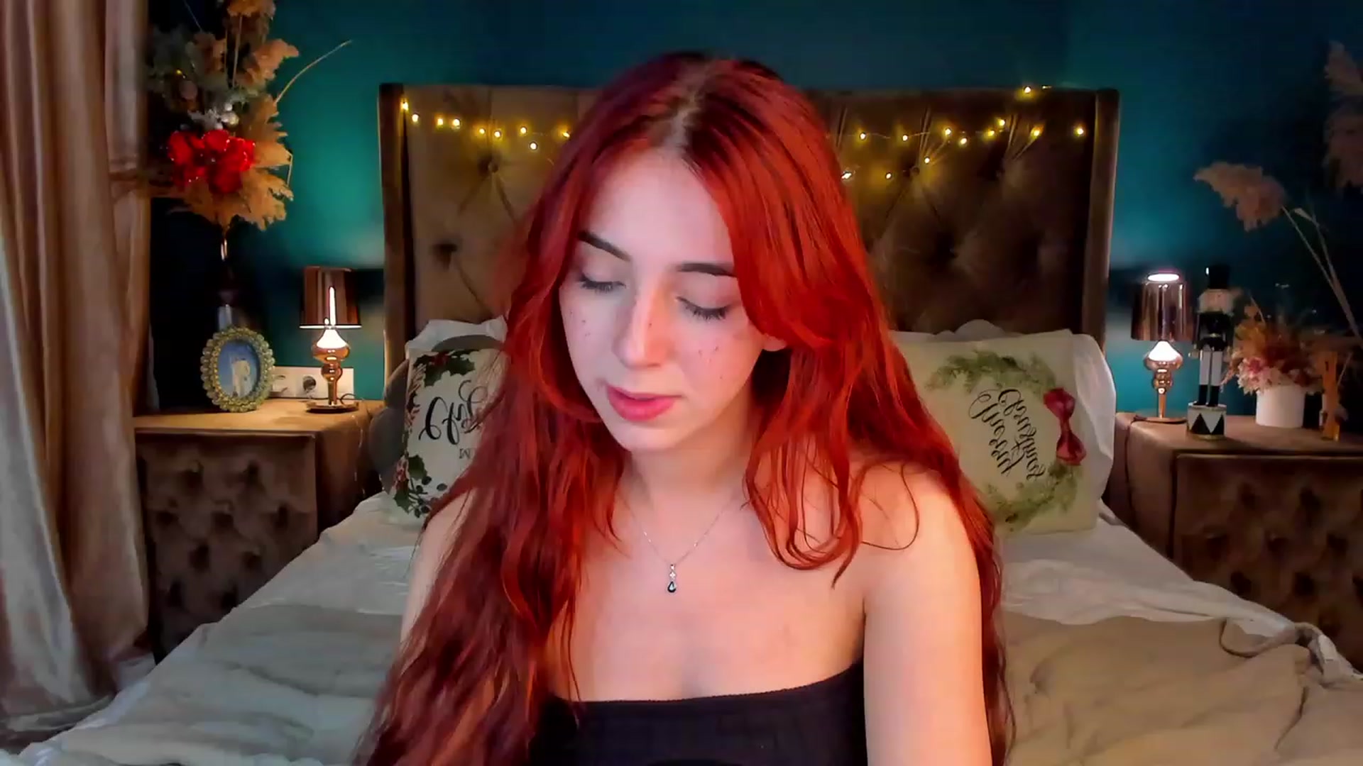 Gallery image thumbnail from ElsaYoung's myfreecams stream on, 01/08/2024, 02:06 image 2 of 20