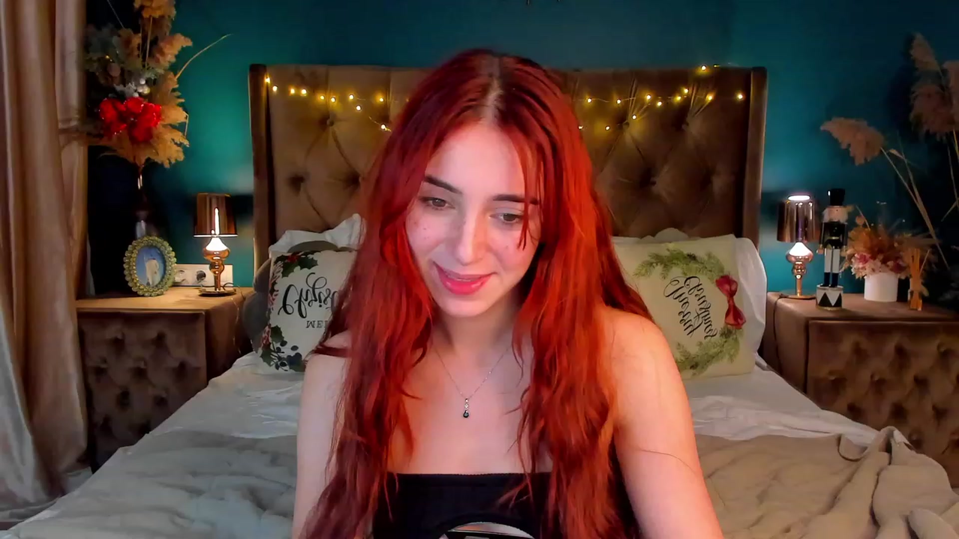 Gallery image thumbnail from ElsaYoung's myfreecams stream on, 01/08/2024, 02:06 image 10 of 20