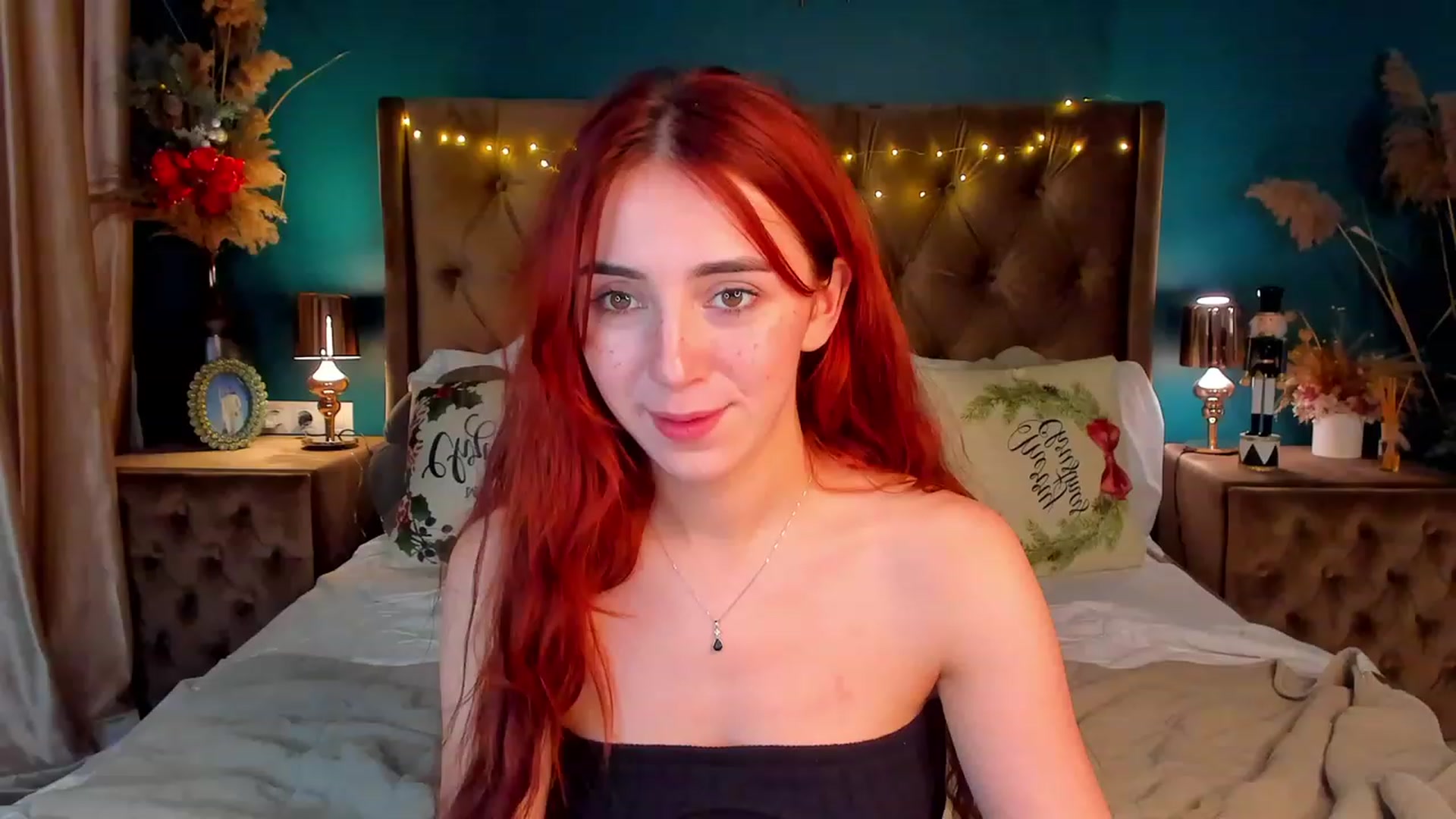 Gallery image thumbnail from ElsaYoung's myfreecams stream on, 01/08/2024, 02:06 image 11 of 20