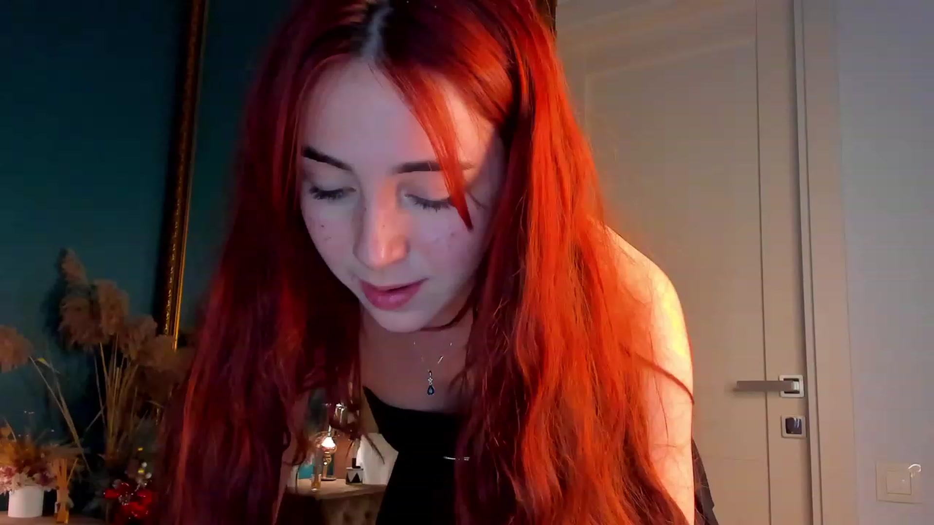 Gallery image thumbnail from ElsaYoung's myfreecams stream on, 01/08/2024, 02:06 image 5 of 20