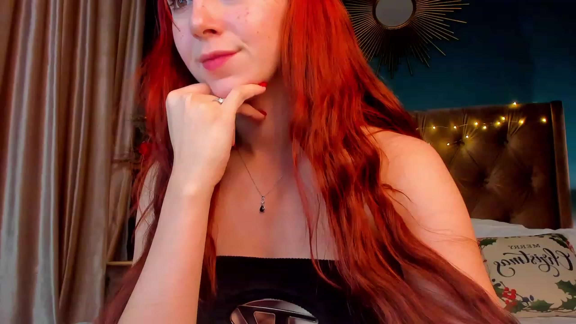 Gallery image thumbnail from ElsaYoung's myfreecams stream on, 01/08/2024, 05:24 image 14 of 20