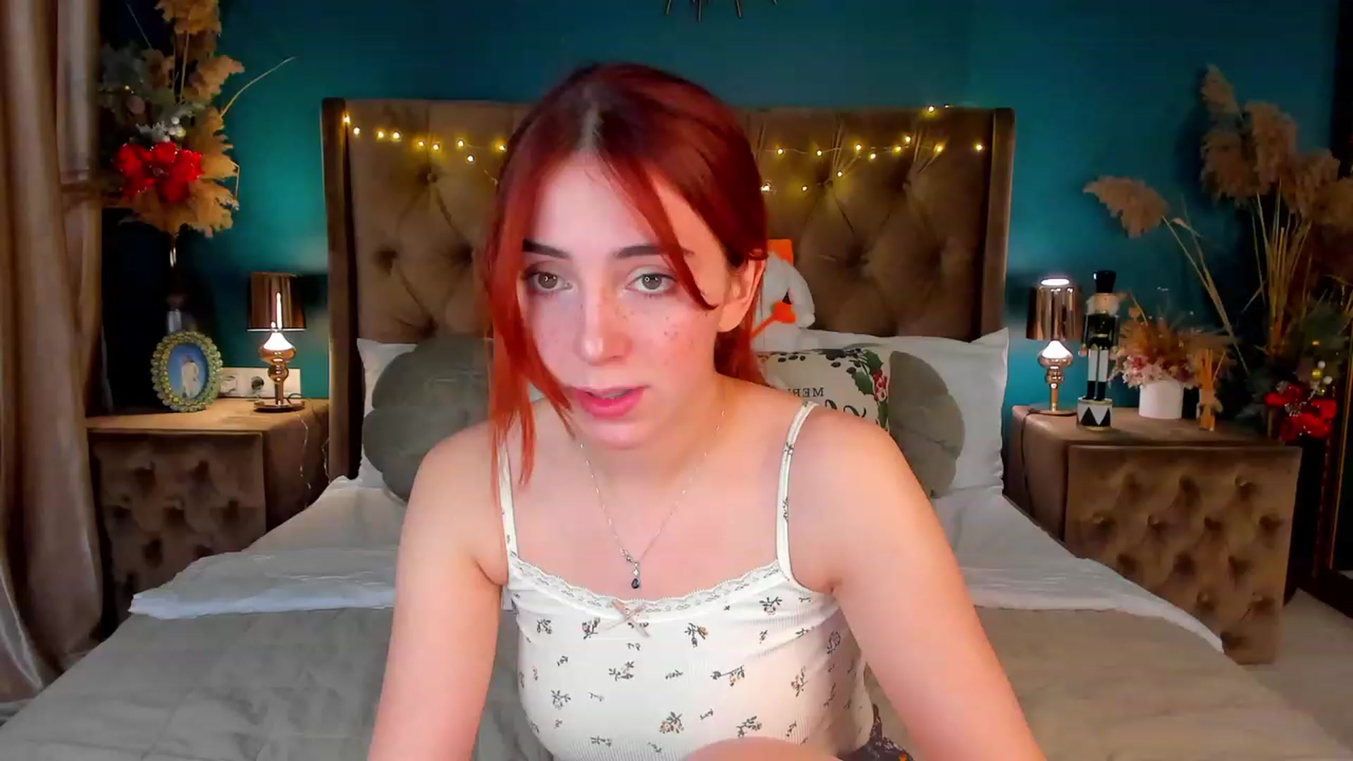 Gallery image thumbnail from ElsaYoung's myfreecams stream on, 01/11/2024, 13:46 image 13 of 20