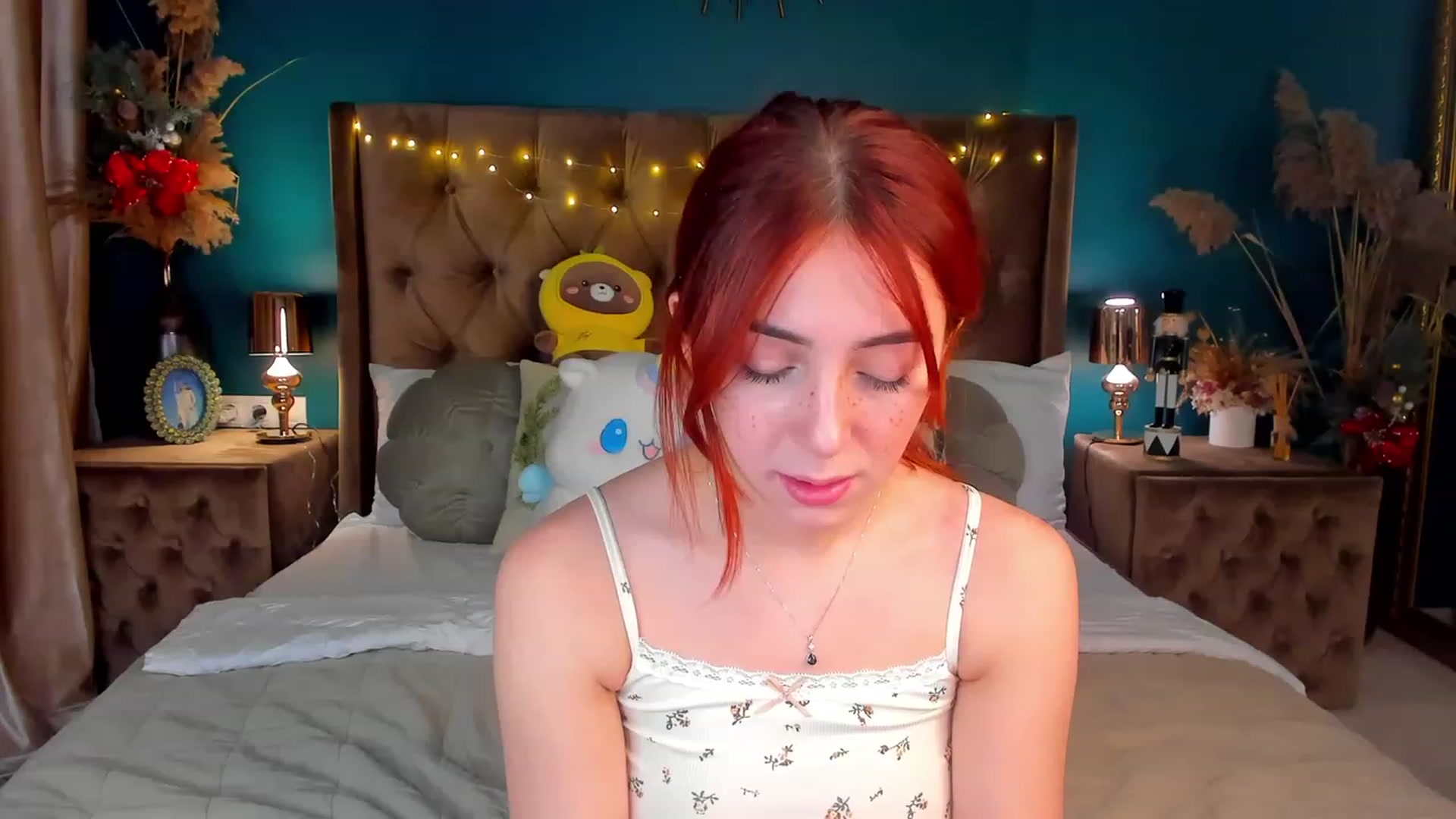 Gallery image thumbnail from ElsaYoung's myfreecams stream on, 01/11/2024, 14:32 image 13 of 20