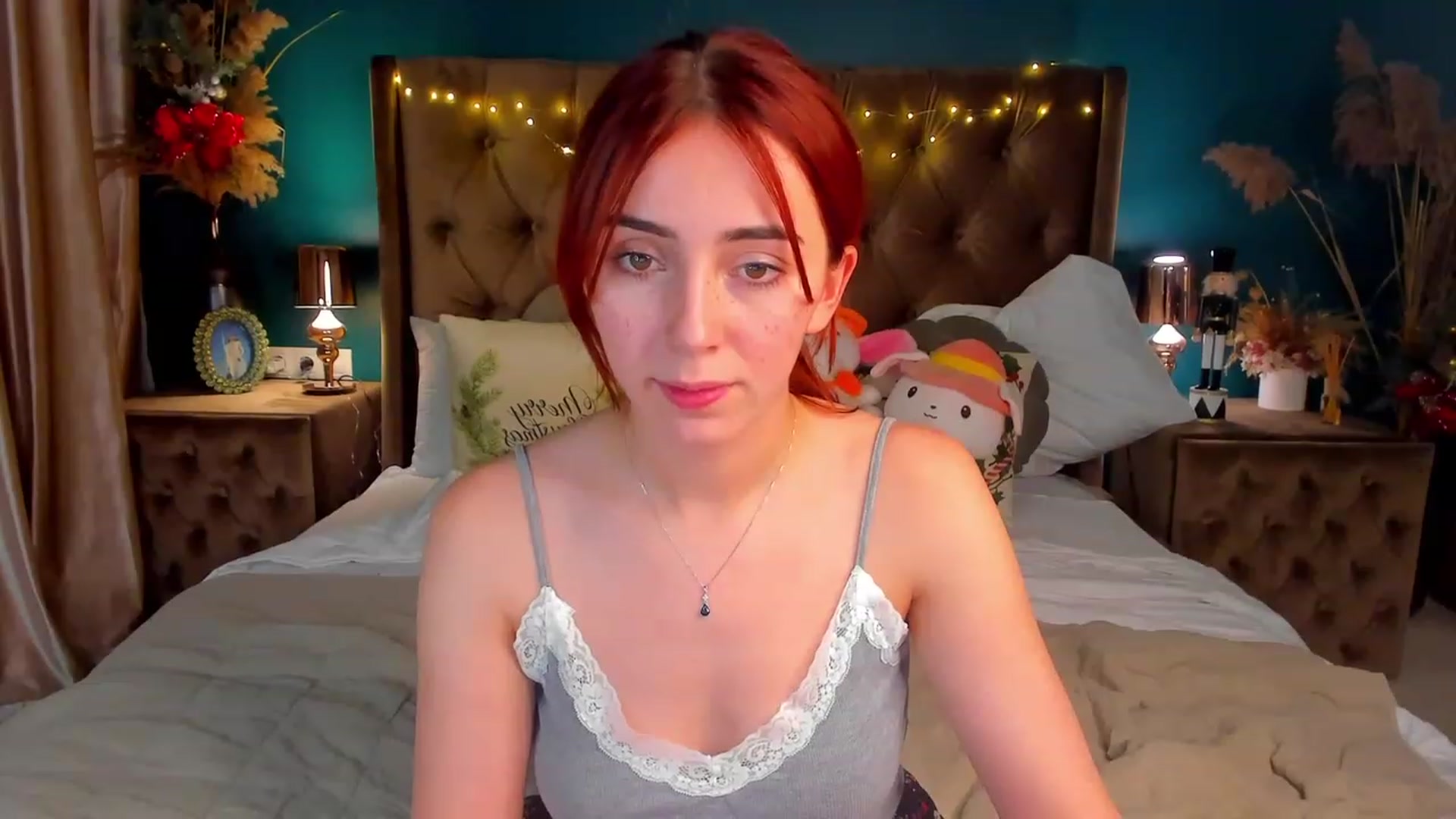 Gallery image thumbnail from ElsaYoung's myfreecams stream on, 01/11/2024, 19:32 image 16 of 20