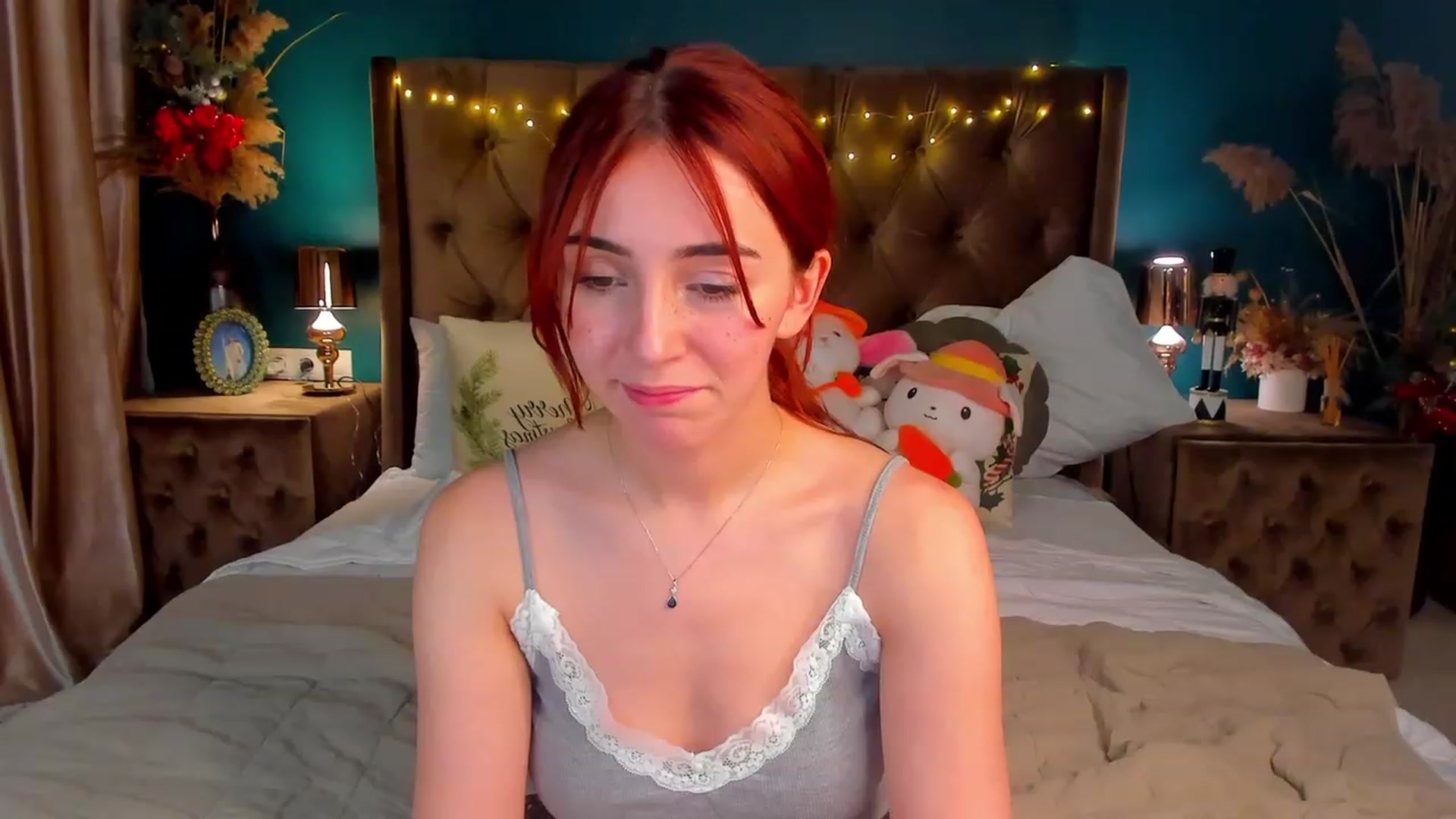 Gallery image thumbnail from ElsaYoung's myfreecams stream on, 01/11/2024, 19:32 image 18 of 20