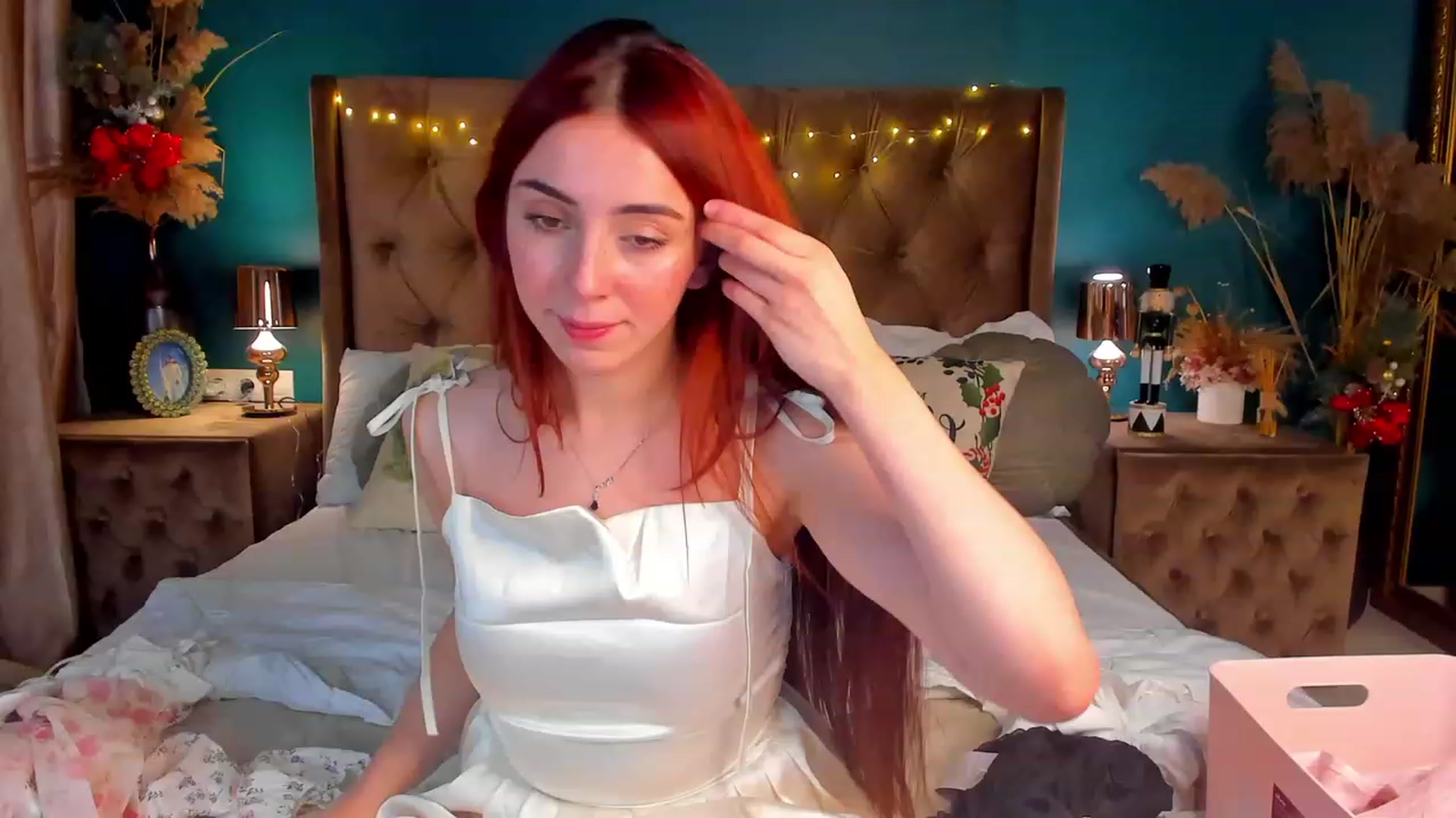 Gallery image thumbnail from ElsaYoung's myfreecams stream on, 01/12/2024, 12:29 image 3 of 20