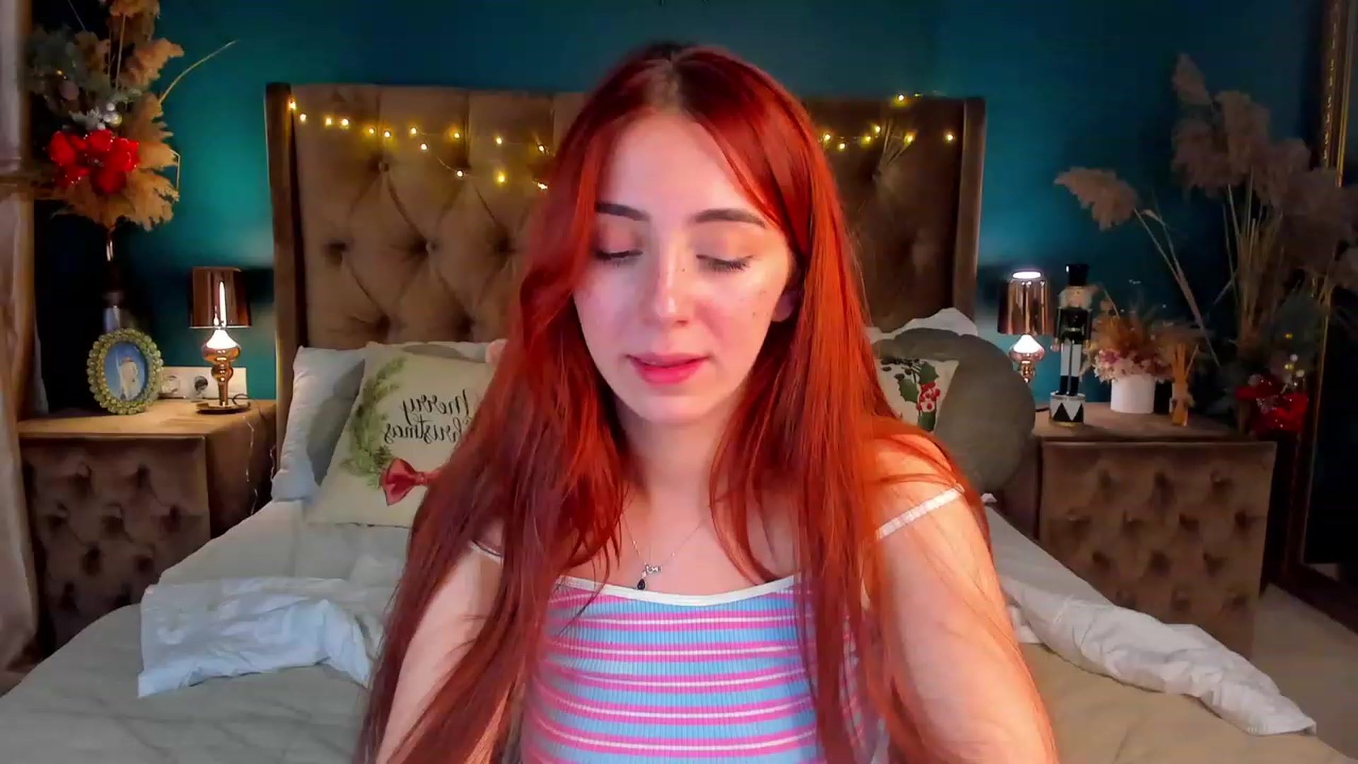 Gallery image thumbnail from ElsaYoung's myfreecams stream on, 01/12/2024, 15:05 image 13 of 20