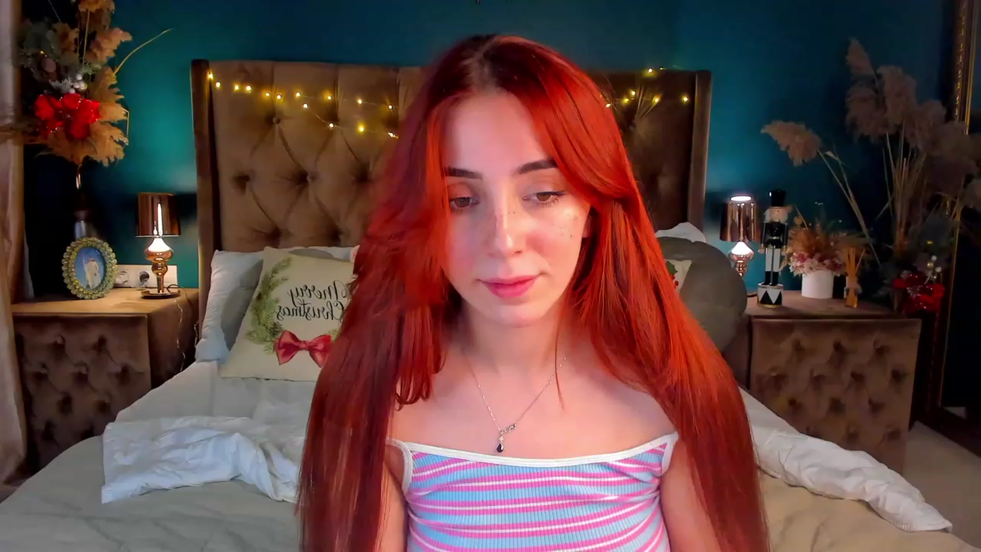 Gallery image thumbnail from ElsaYoung's myfreecams stream on, 01/12/2024, 15:05 image 15 of 20