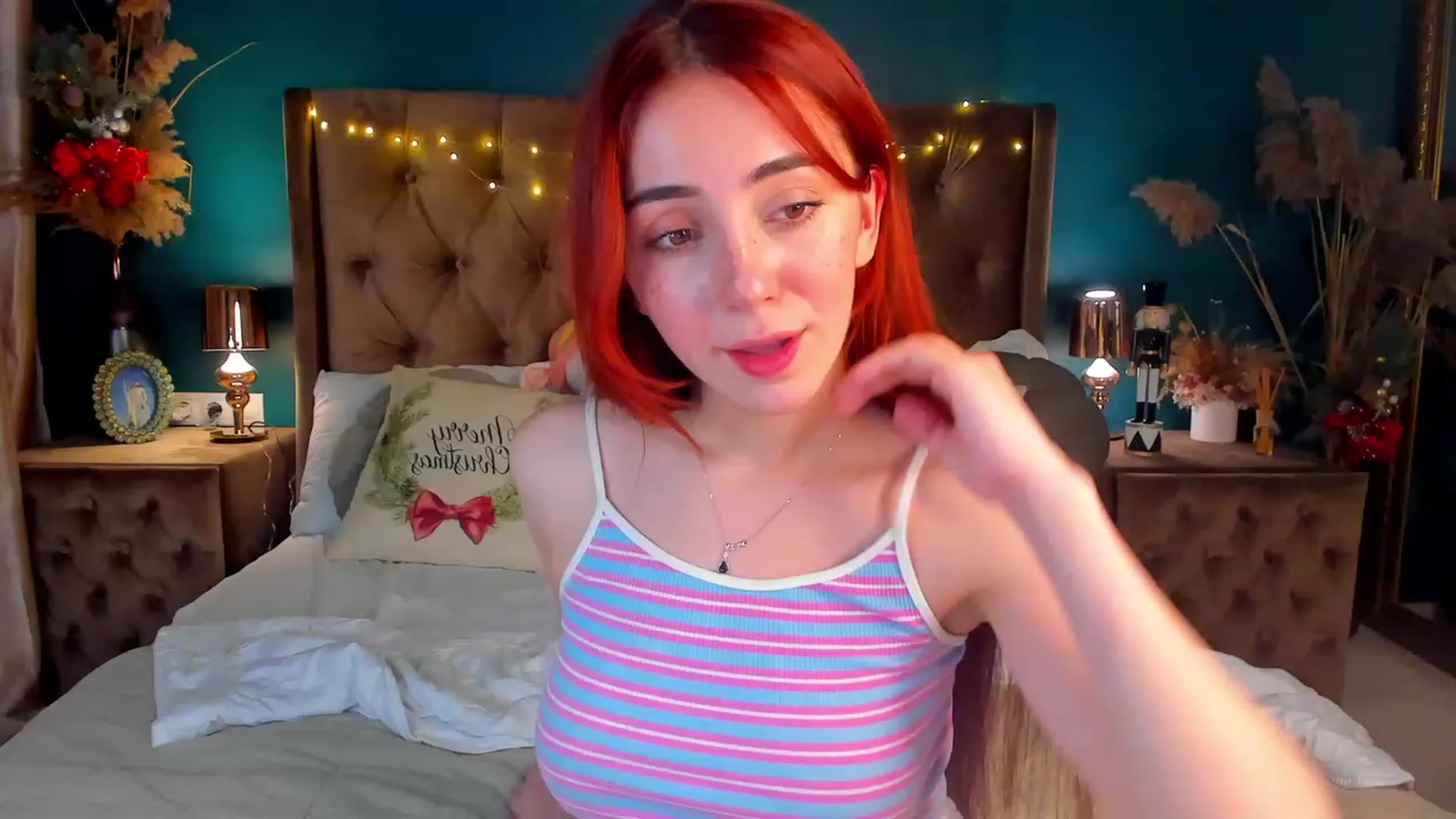 Gallery image thumbnail from ElsaYoung's myfreecams stream on, 01/12/2024, 15:05 image 17 of 20